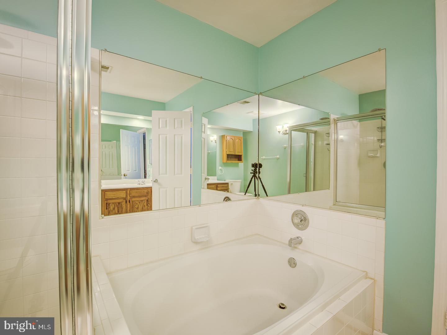 STRATFORD PLACE AT KINGS - Residential