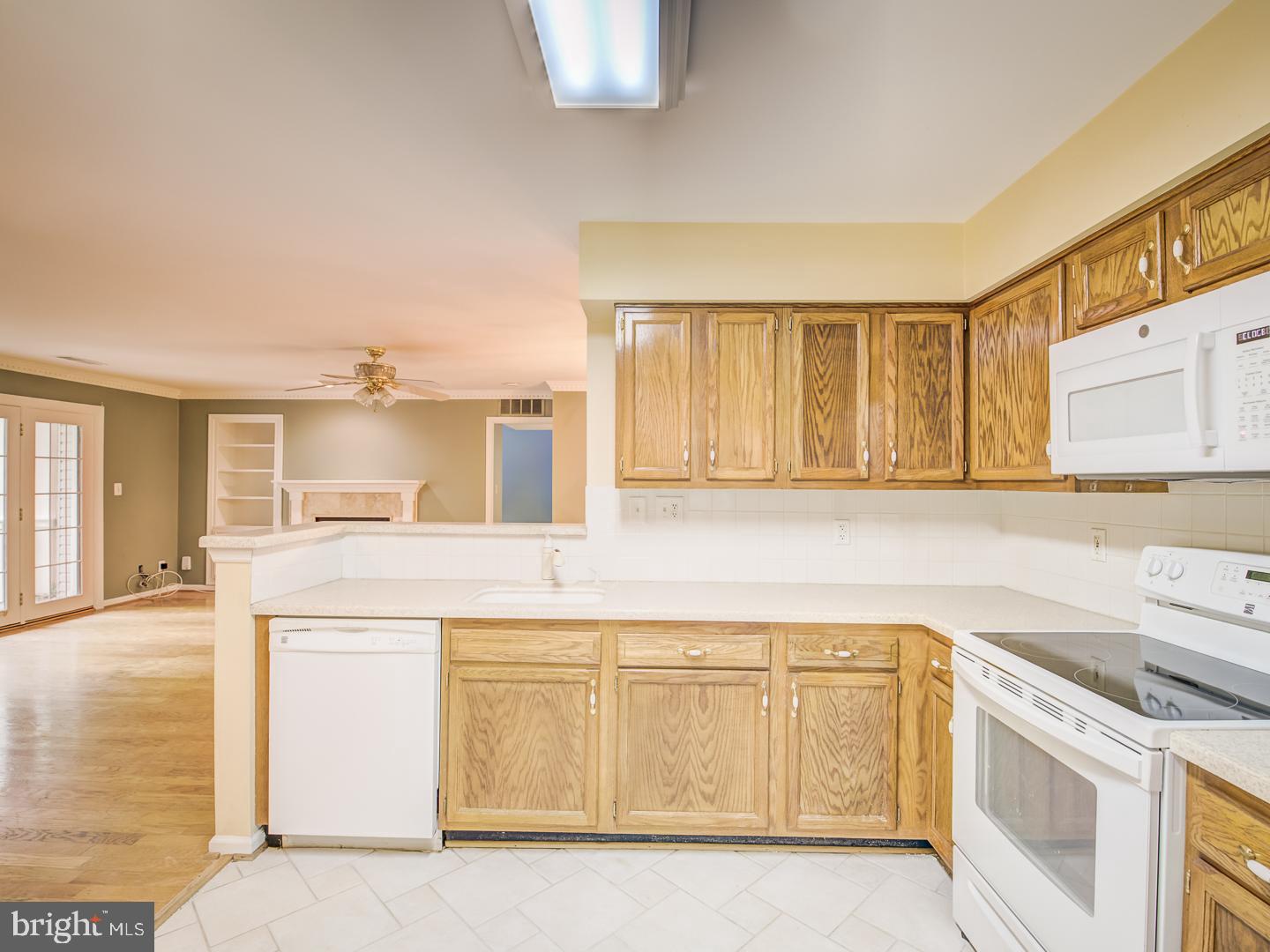 STRATFORD PLACE AT KINGS - Residential