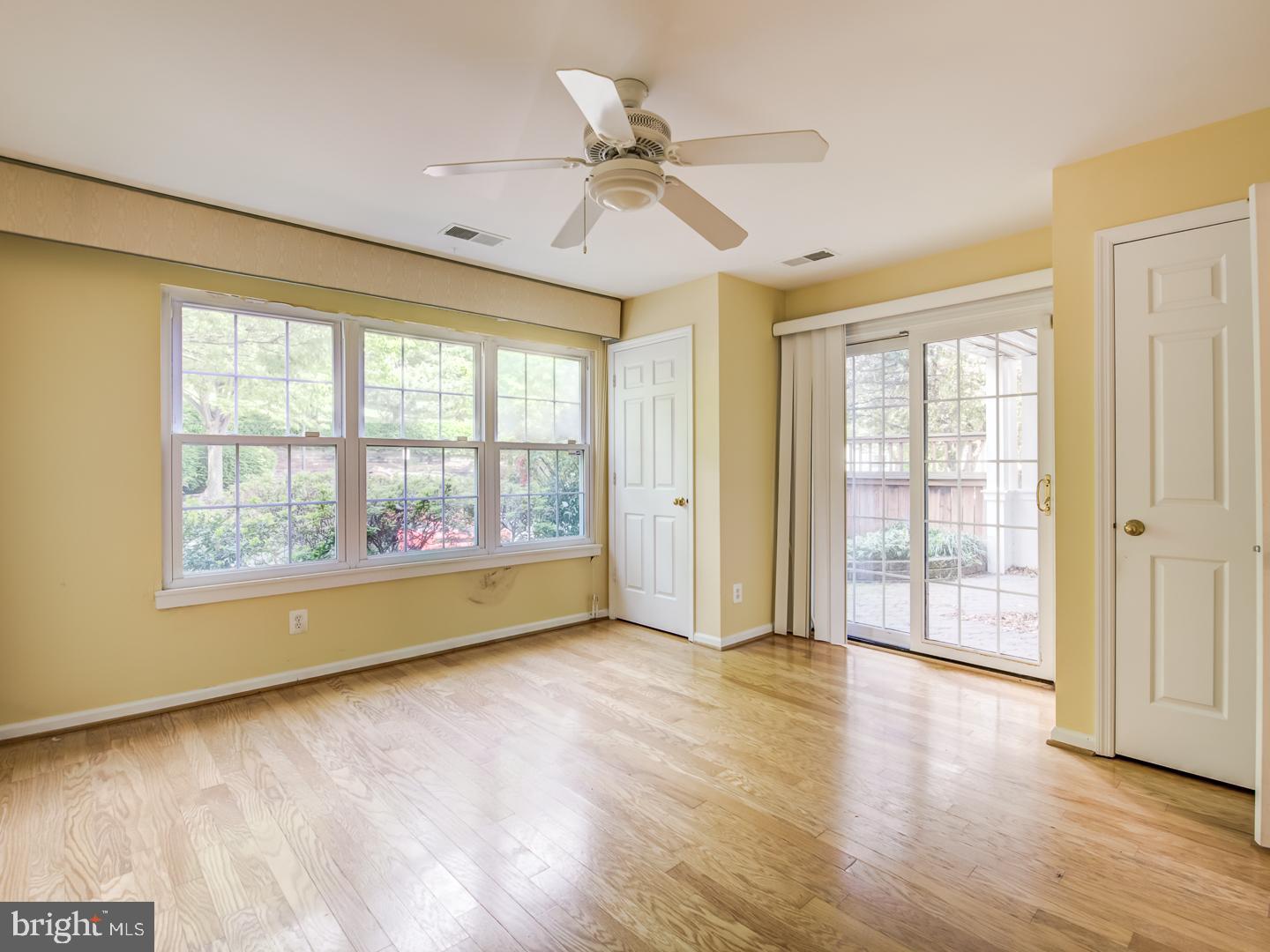 STRATFORD PLACE AT KINGS - Residential