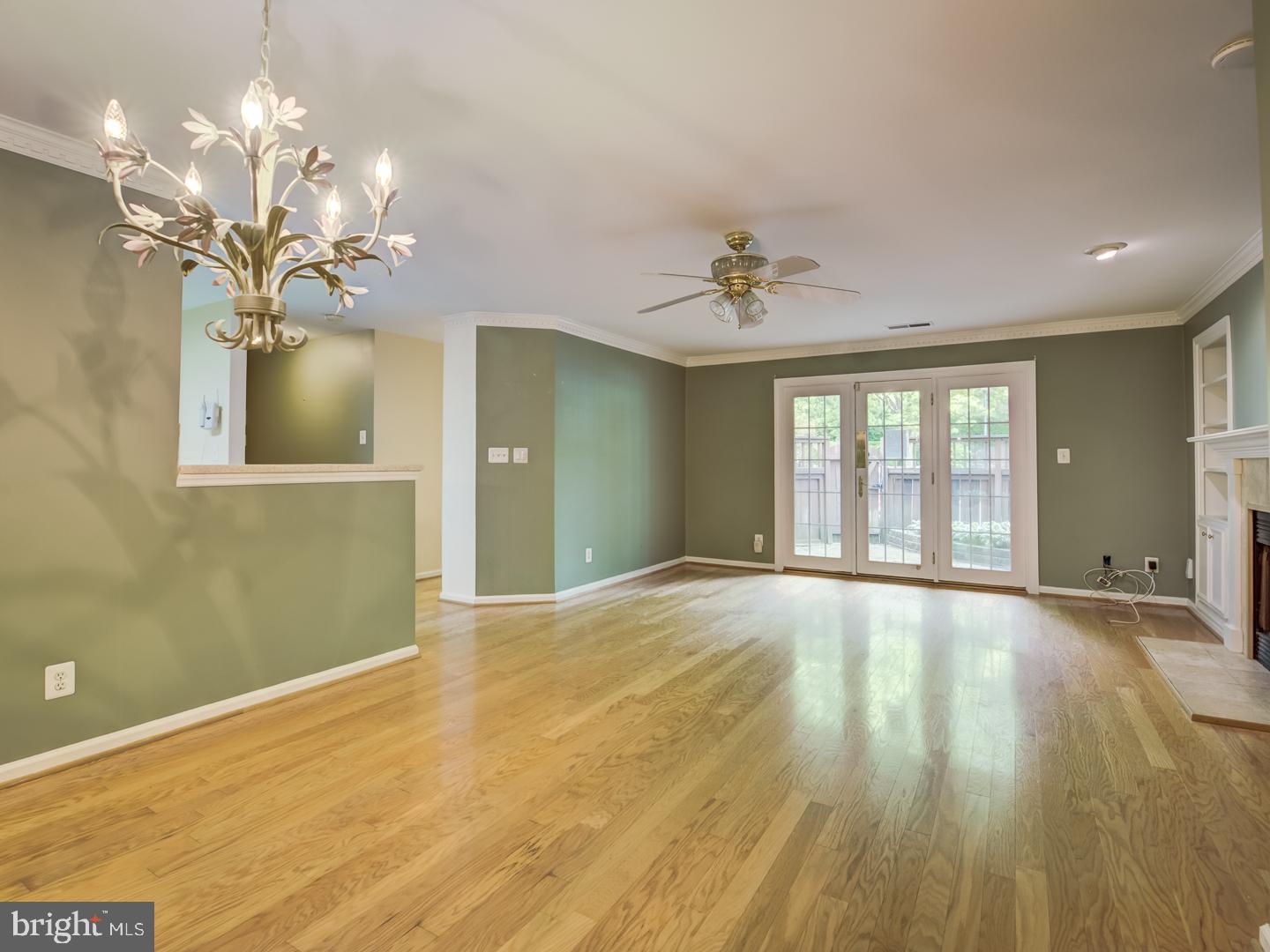 STRATFORD PLACE AT KINGS - Residential