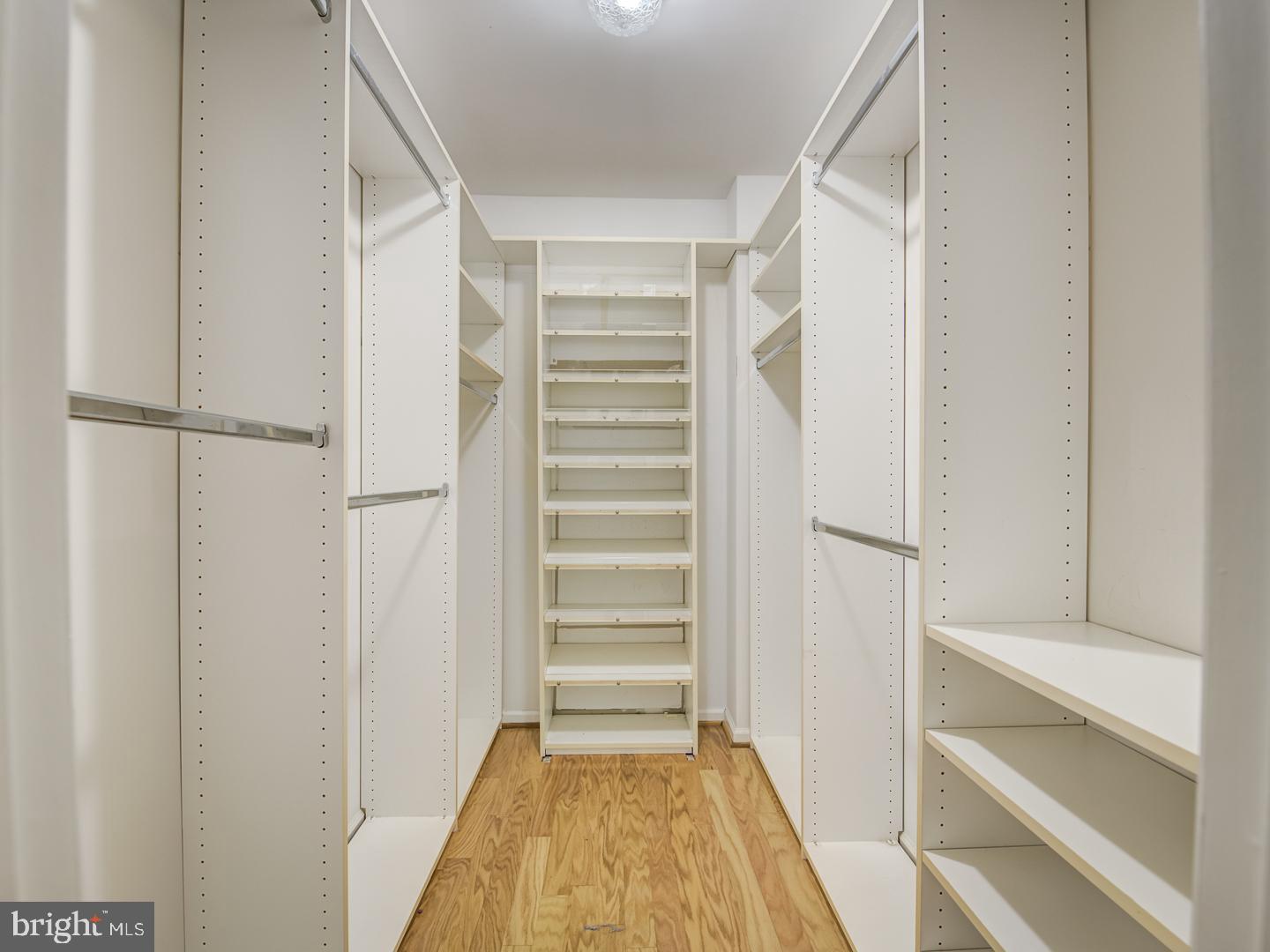 STRATFORD PLACE AT KINGS - Residential