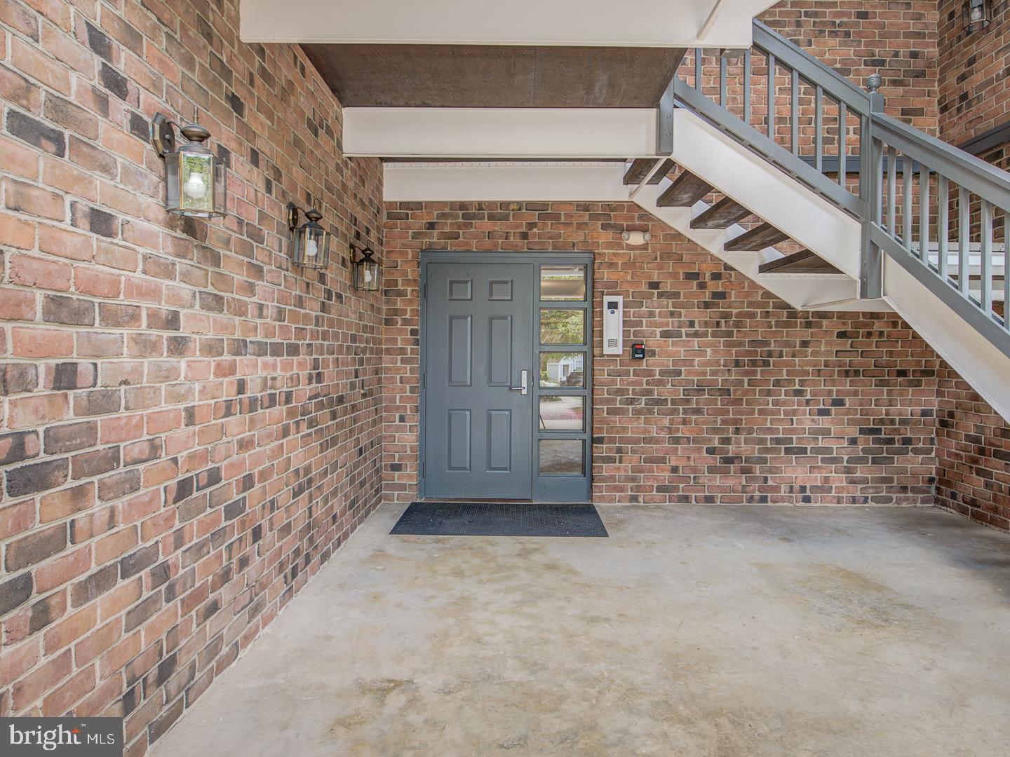 STRATFORD PLACE AT KINGS - Residential