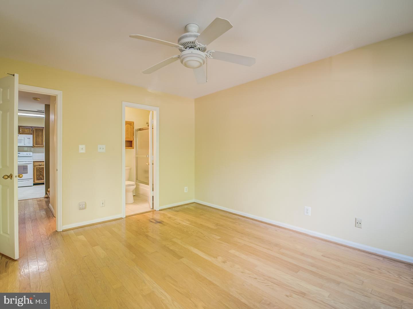 STRATFORD PLACE AT KINGS - Residential