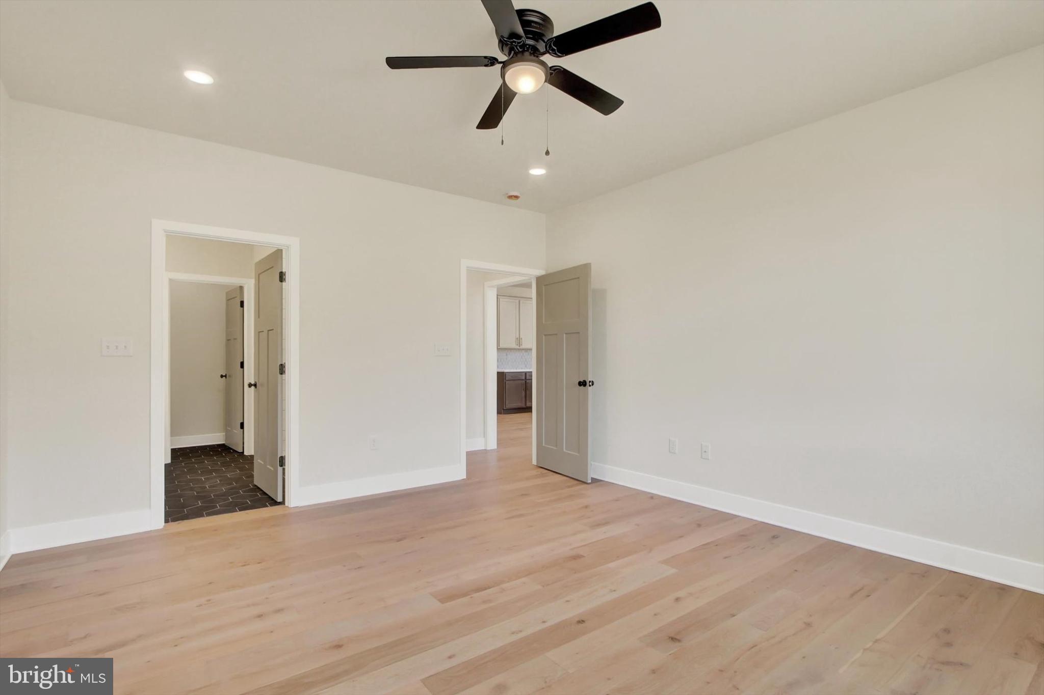 WASHINGTON TWP - Residential