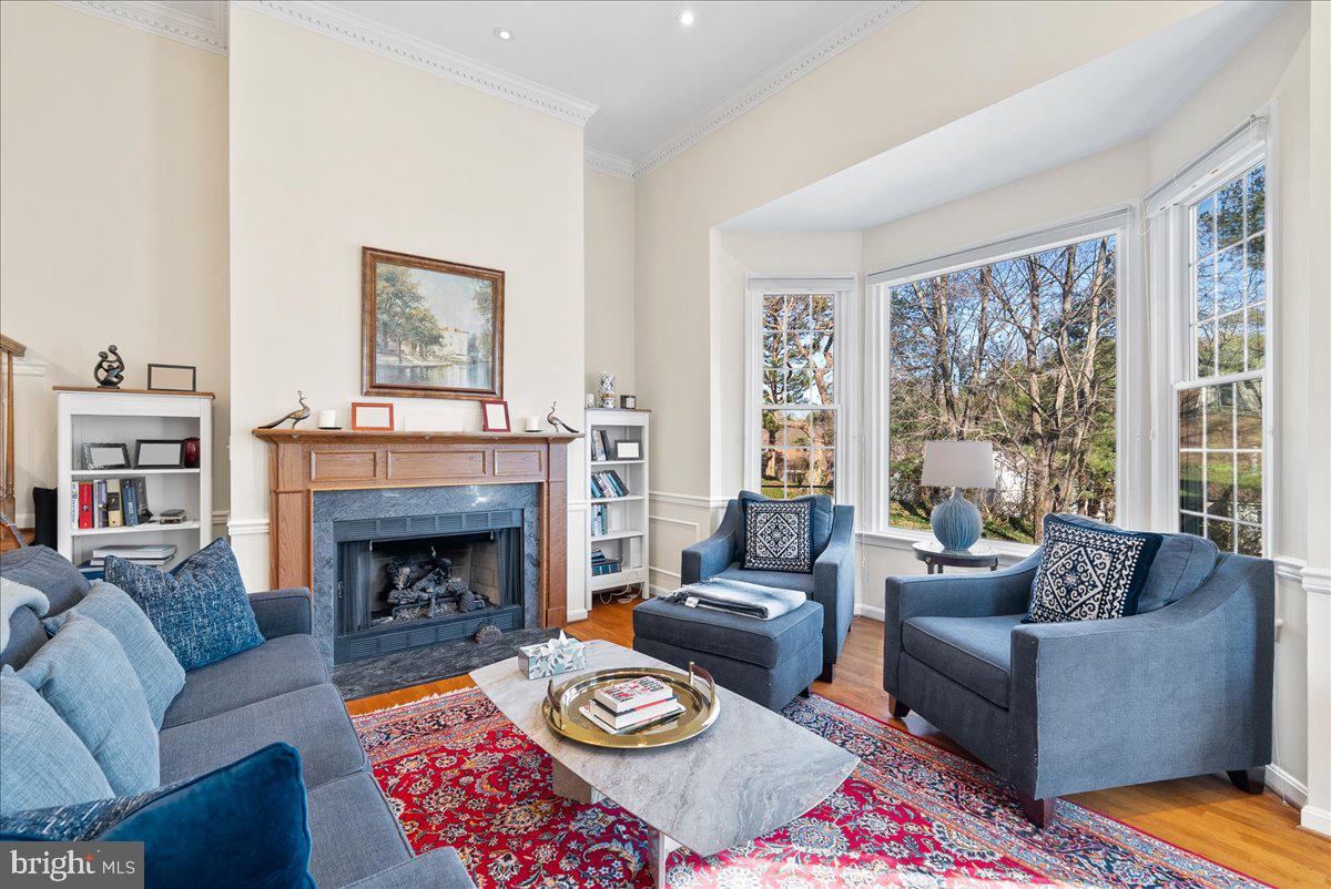 MCLEAN PROVINCE - Residential Lease