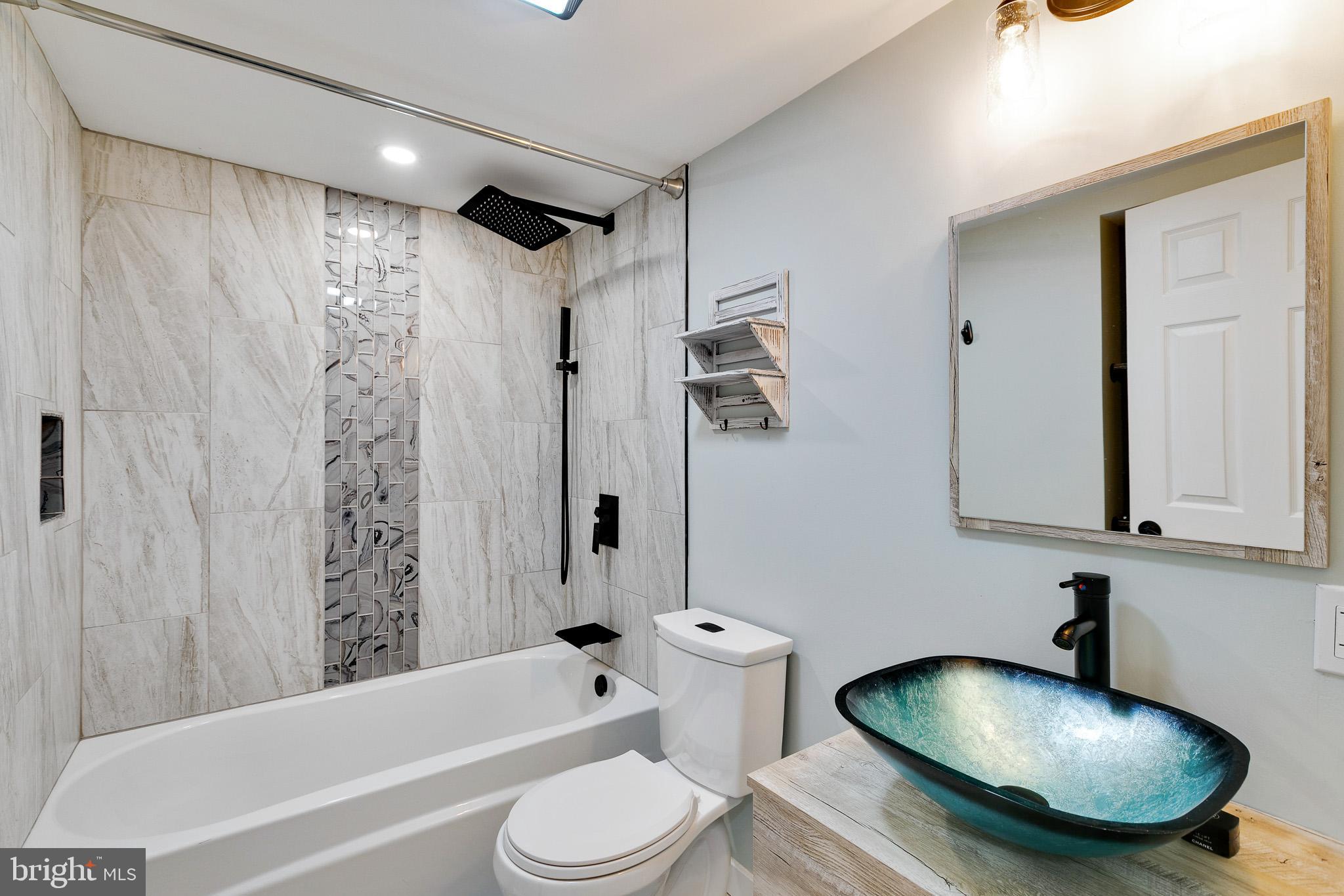 EAST PASSYUNK CROSSING - Residential