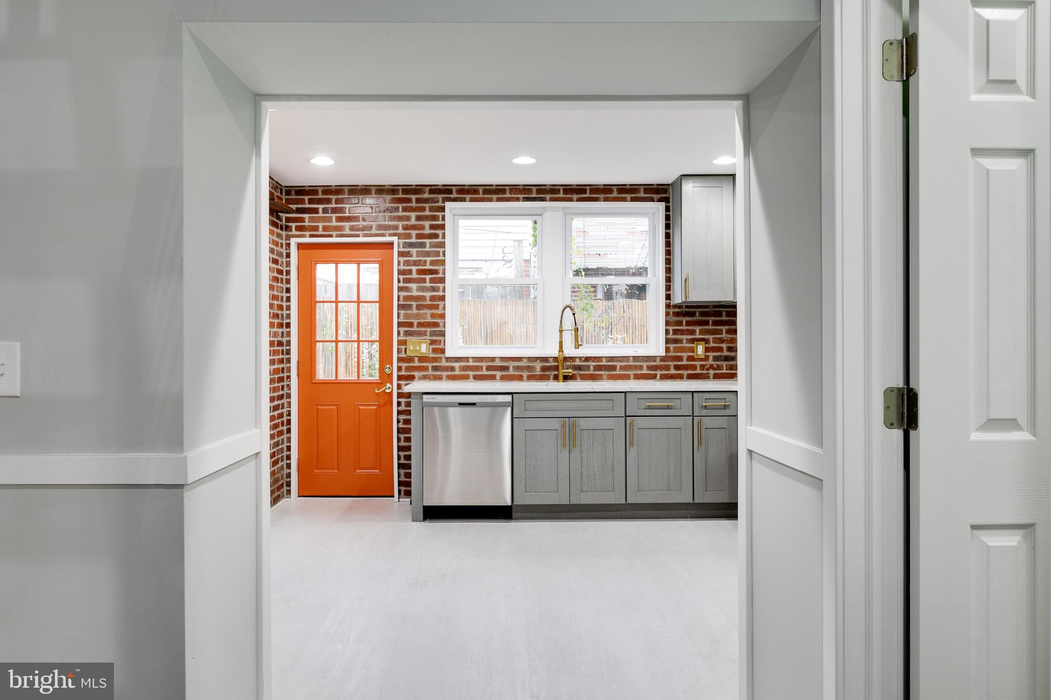 EAST PASSYUNK CROSSING - Residential