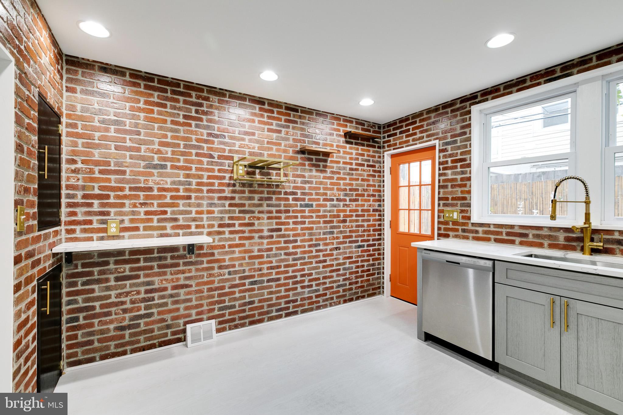 EAST PASSYUNK CROSSING - Residential