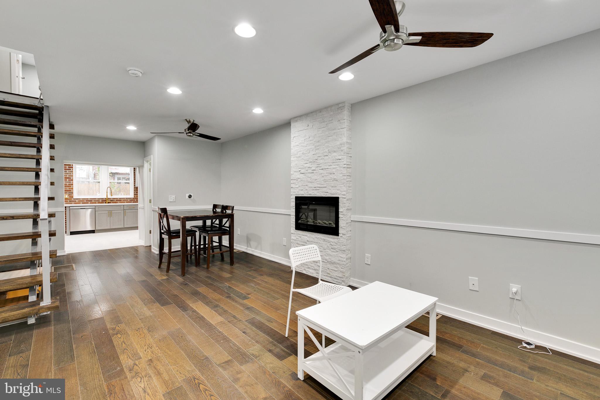 EAST PASSYUNK CROSSING - Residential