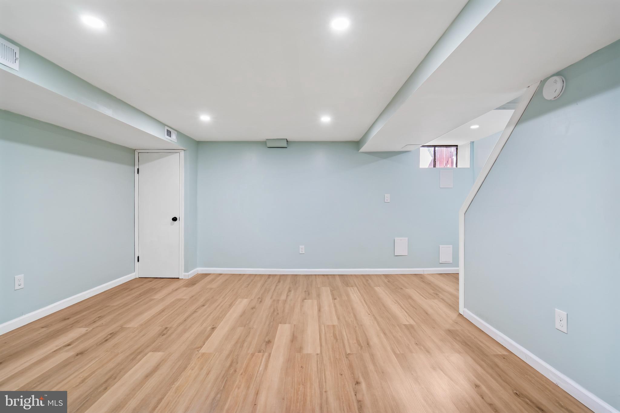 MIDDLESEX - Residential