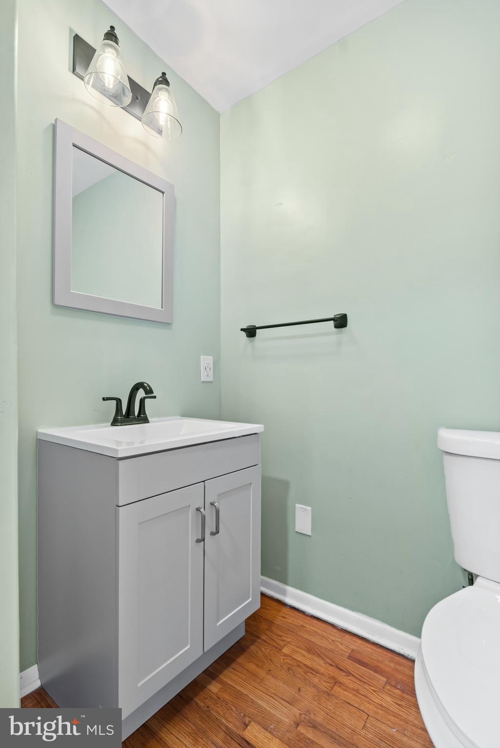 MIDDLESEX - Residential