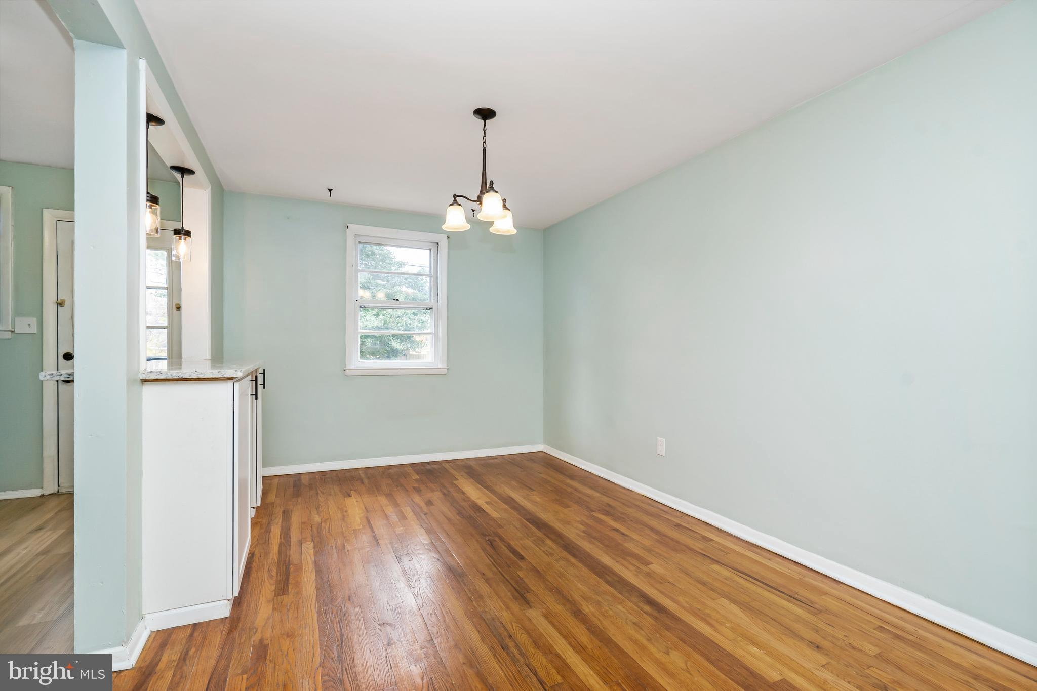 MIDDLESEX - Residential