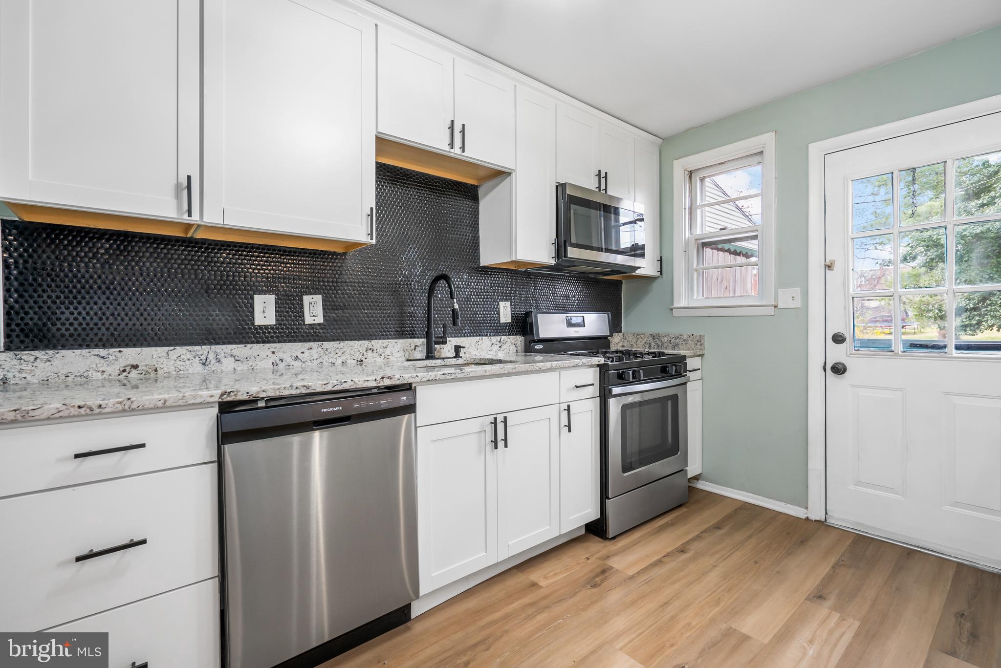 MIDDLESEX - Residential