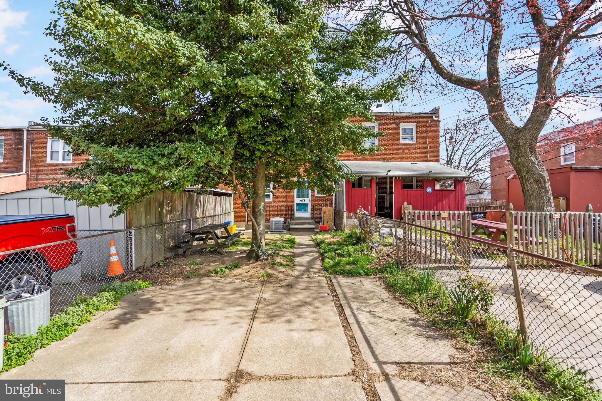 MIDDLESEX - Residential