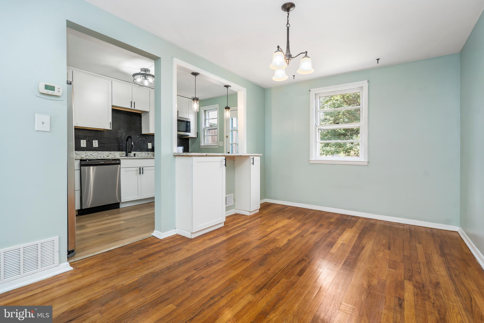 MIDDLESEX - Residential