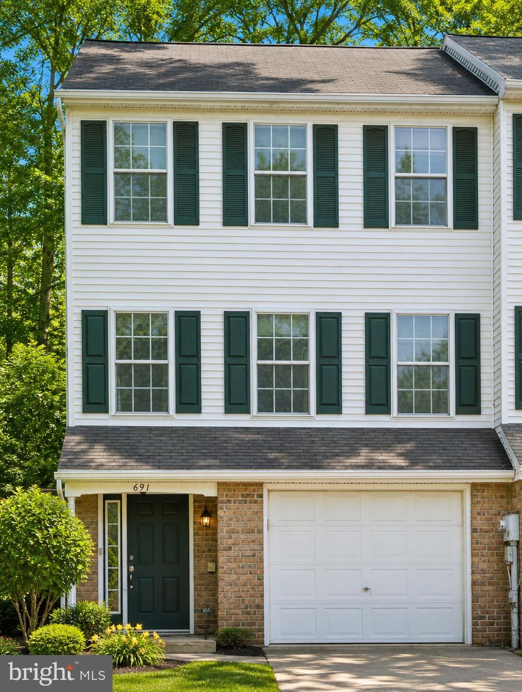 Photo of 691 Rockwood Drive, ELIZABETHTOWN, PA 17022 (MLS # PALA2087394)