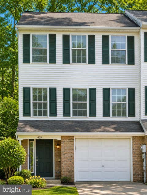 Townhouse For Sale - 691 Rockwood Drive<br/> ELIZABETHTOWN, PA 17022
