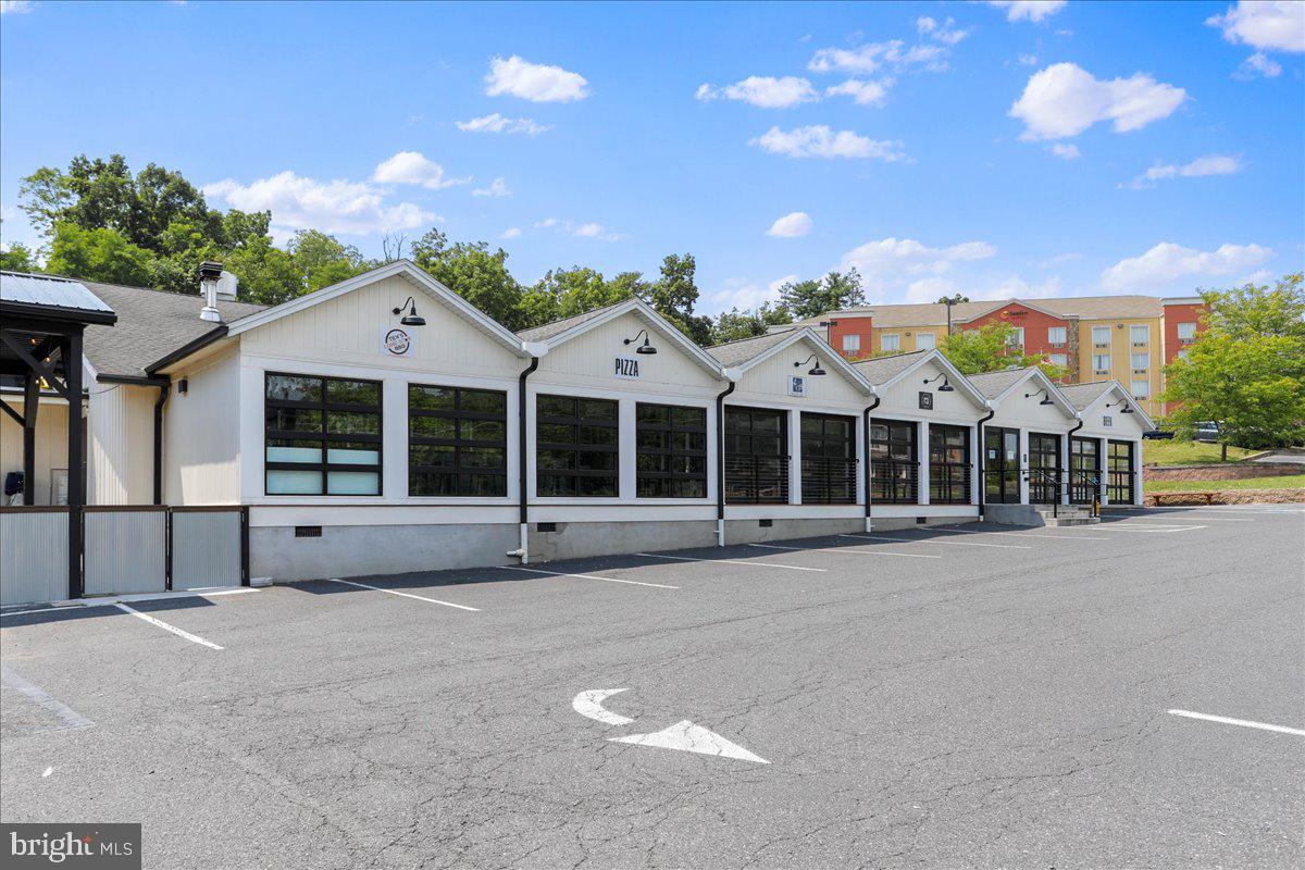 PRIME COMMERCIAL REAL ESTATE OPPORTUNITY! Discover an unparalleled commercial real estate investment at 985 Baltimore Pike, bordering the Historic Gettysburg Battlefield and bustling town of Gettysburg, PA. This premium property offers an ideal blend of strategic location, expansive space, and modern amenities. Ideal for a restaurant, bar, event space, or a farmers market! Renovated and rebuilt 2022. PRIME LOCATION: Situated on Baltimore Pike, this property enjoys high visibility and easy access from major highways and thoroughfares. It's just minutes away from Gettysburg's downtown area, renowned for its rich history and vibrant tourism, ensuring a steady flow of potential customers and clients, only .9 mile from the Gettysburg National Visitor Center. VERSATILE SPACE: Boasting a generous lot size and a well-designed layout, 985 Baltimore Pike offers versatile spaces that can be tailored to meet the specific needs of your business. Whether you're planning to open a retail store, a restaurant, an office complex, or a farmer's market with 5000+ cars per day.
Located in a thriving commercial corridor, the property benefits from significant foot traffic, attracting a diverse clientele from the local community and visiting tourists. Its proximity to popular attractions and essential services further enhances its appeal as a prime business location. Growth Potential: Gettysburg is a growing market with a strong economy, supported by its historical significance and ongoing development initiatives.
Investing in 985 Baltimore Pike positions your business to capitalize on the area's growth and future opportunities.
INVESTMENT OPPORTUNITY: This property represents a sound investment opportunity with the potential for substantial returns. Its strategic location, coupled with the robust local economy, ensures long-term value appreciation and business success. Why Choose 985 Baltimore Pike? 1. Strategic Location: Prime visibility and easy accessibility. 2. Versatile and Spacious: Adaptable for various business types. 3. Modern Infrastructure:
Equipped with essential amenities. 4. High Traffic Area: Located in a thriving commercial zone. 5. Growth Potential:
Benefit from the area's economic development.