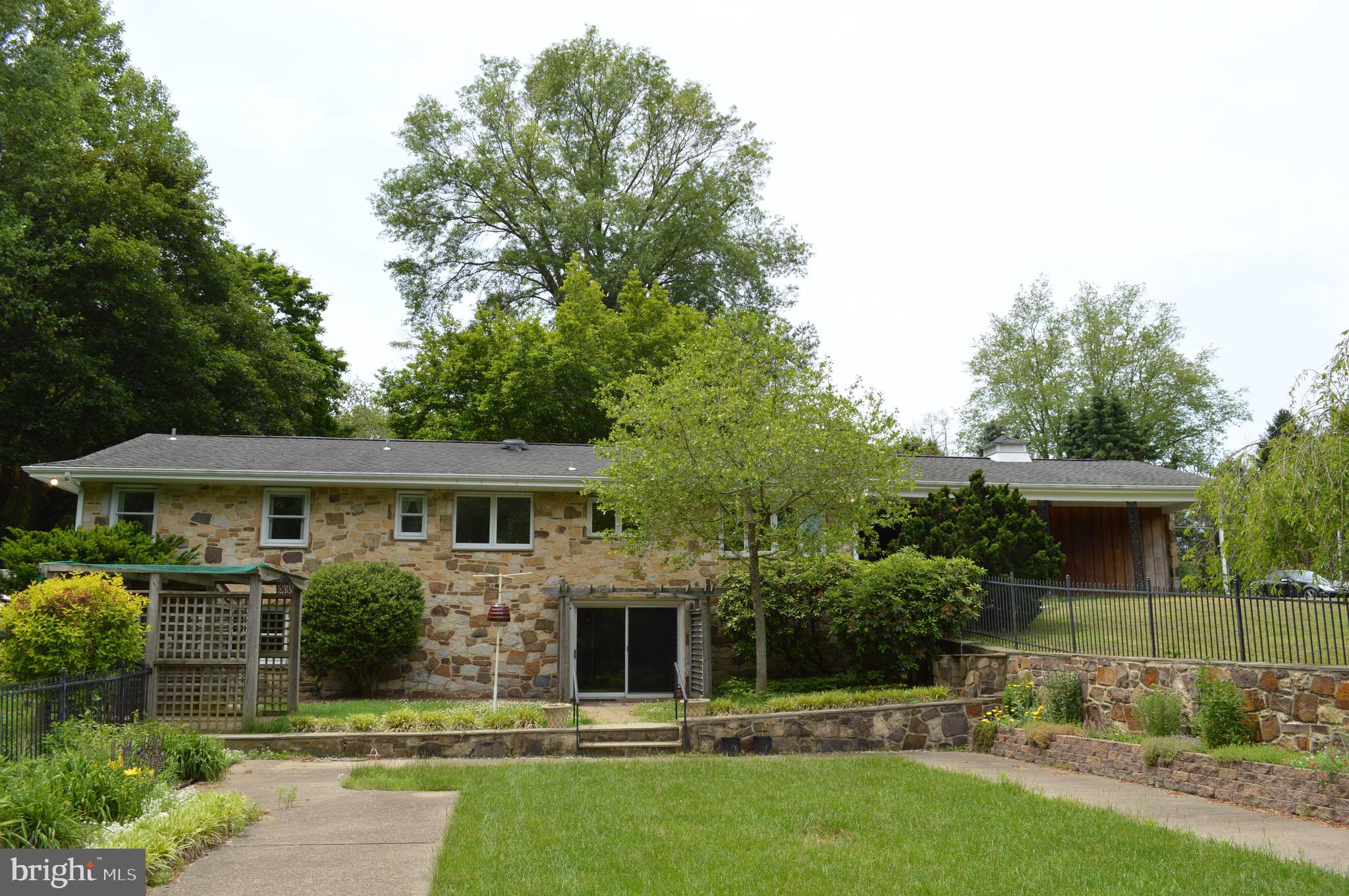 GLEN MILLS - Residential Lease