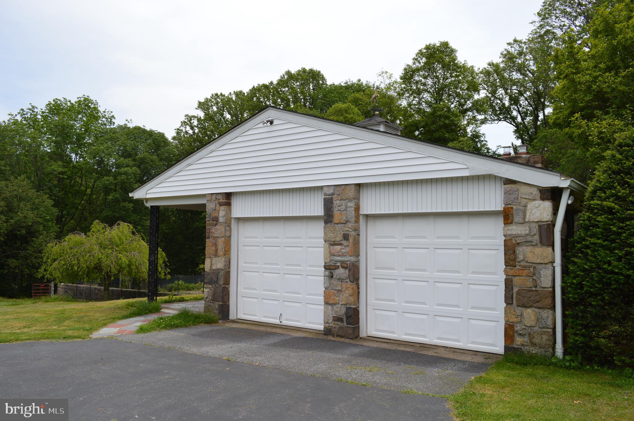 GLEN MILLS - Residential Lease