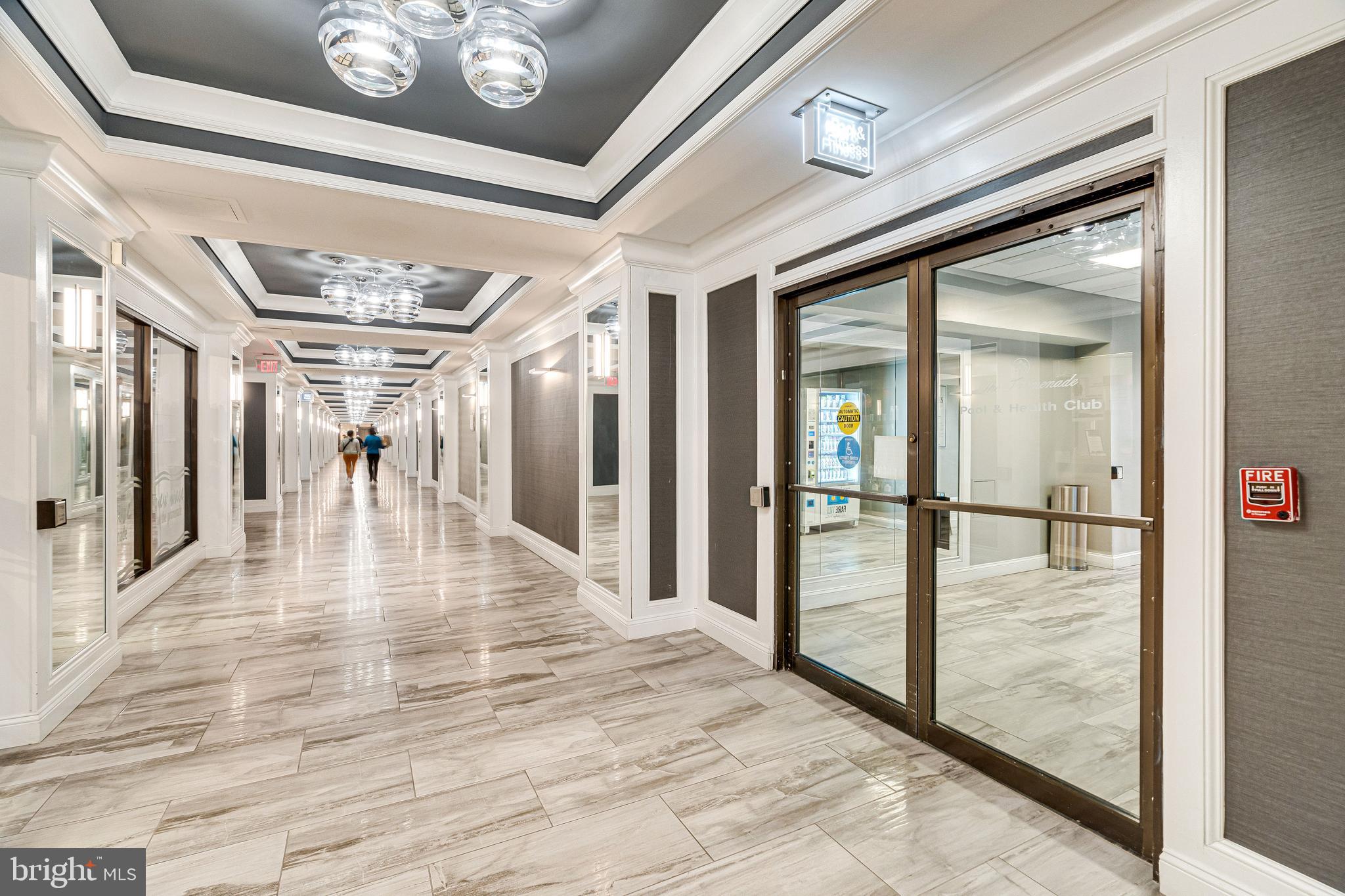 PROMENADE TOWERS - Residential