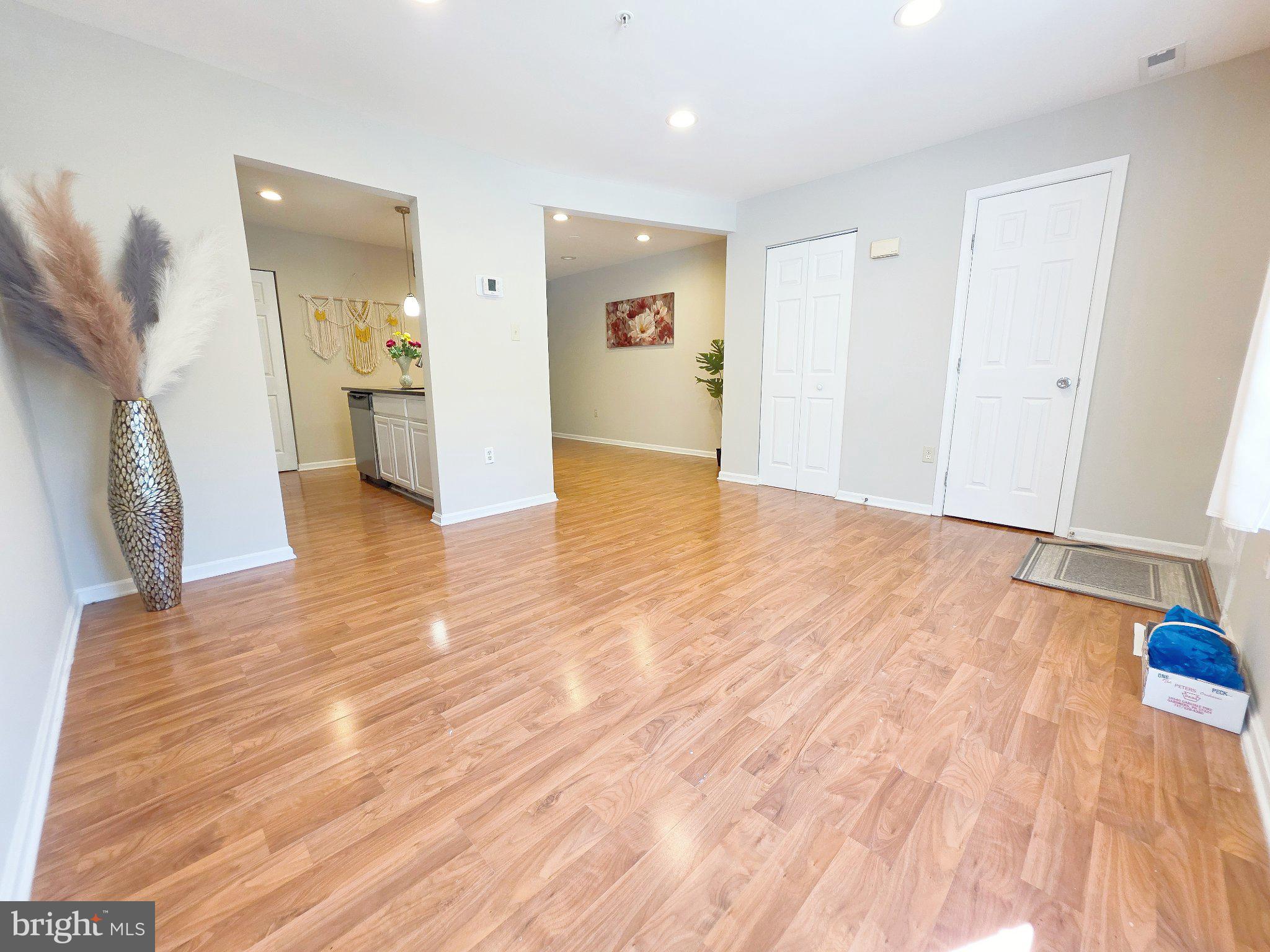 15441 REPRISE TERRACE