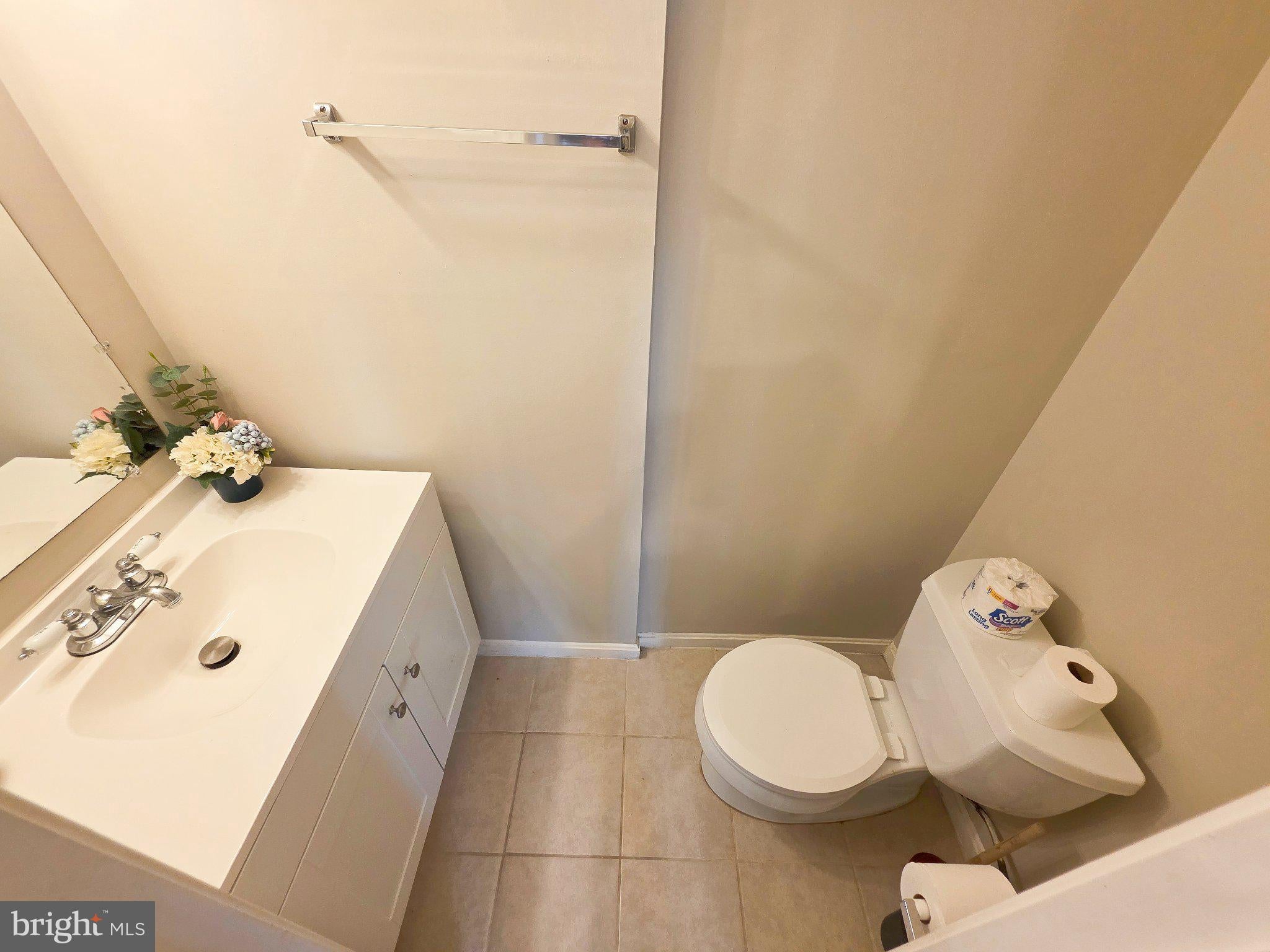15441 REPRISE TERRACE