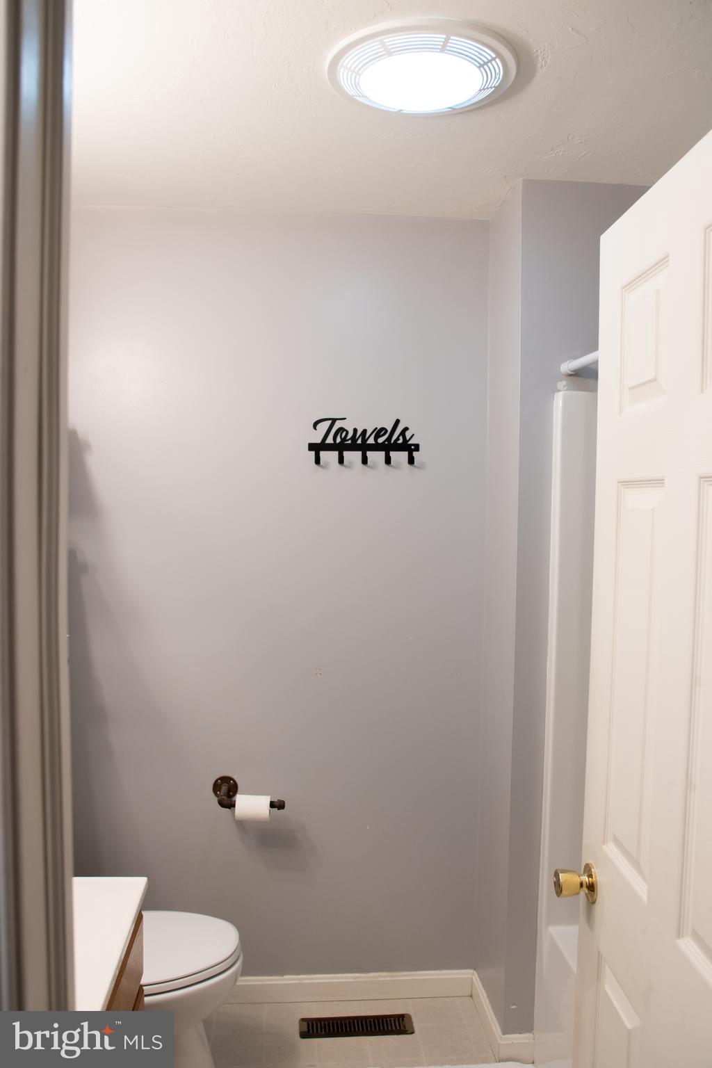 MOUNTAIN SHADOWS - Residential