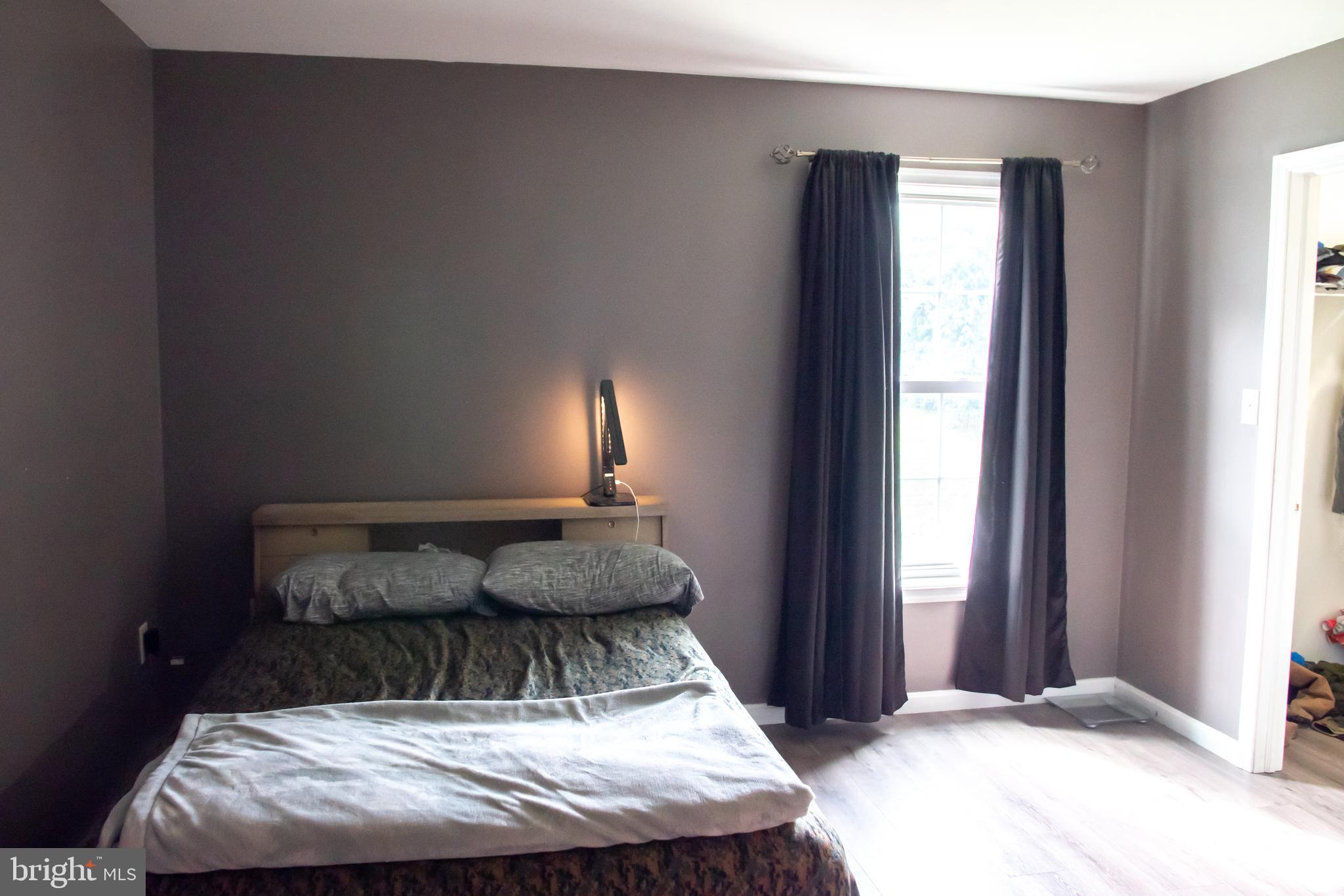 MOUNTAIN SHADOWS - Residential