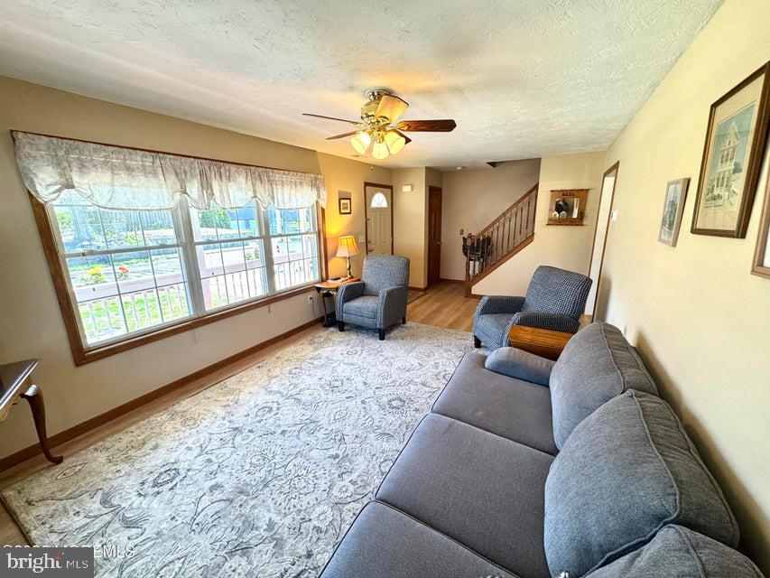 730 SANDY HOOK DRIVE