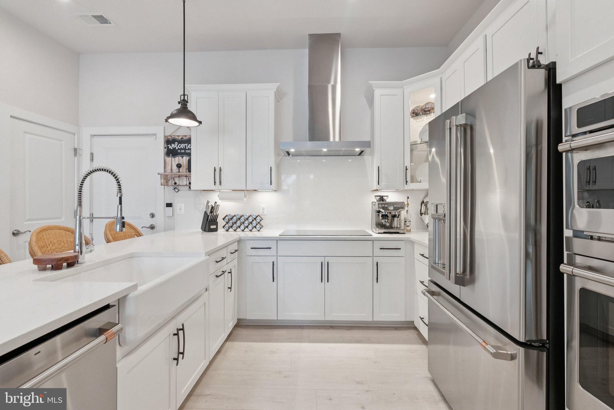 WESTSIDE AT SHADY GROVE METRO - Residential