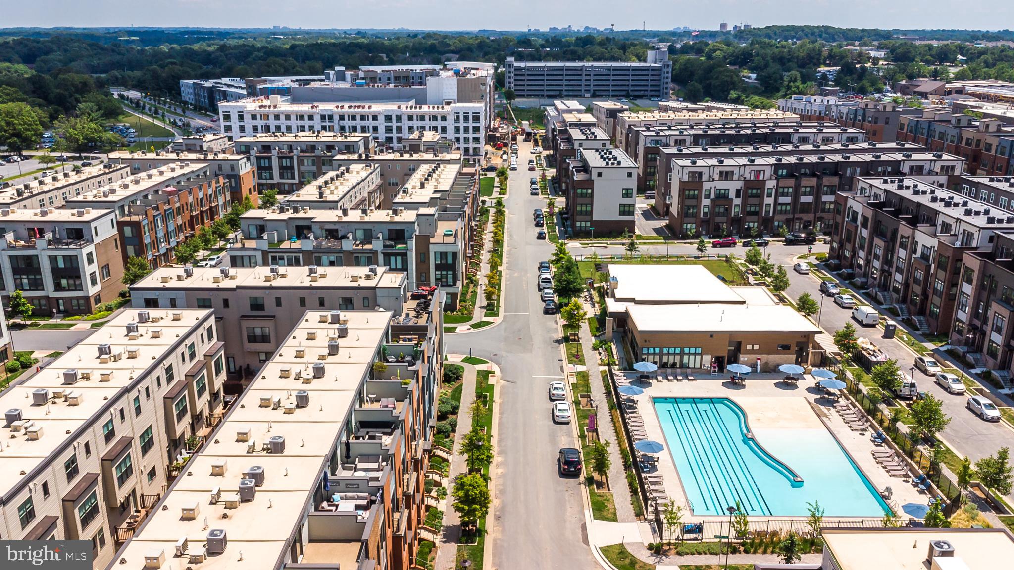 WESTSIDE AT SHADY GROVE METRO - Residential