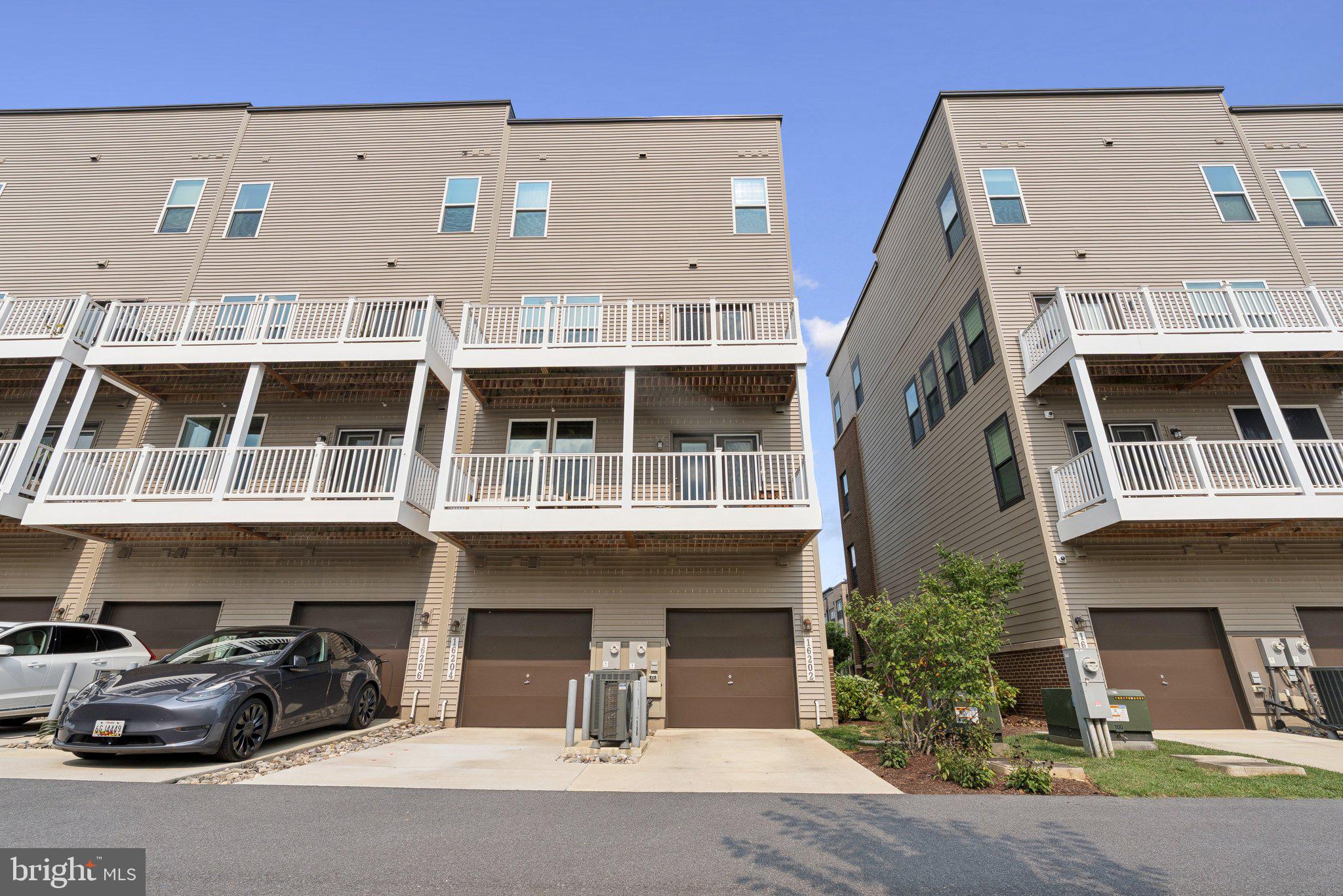 WESTSIDE AT SHADY GROVE METRO - Residential