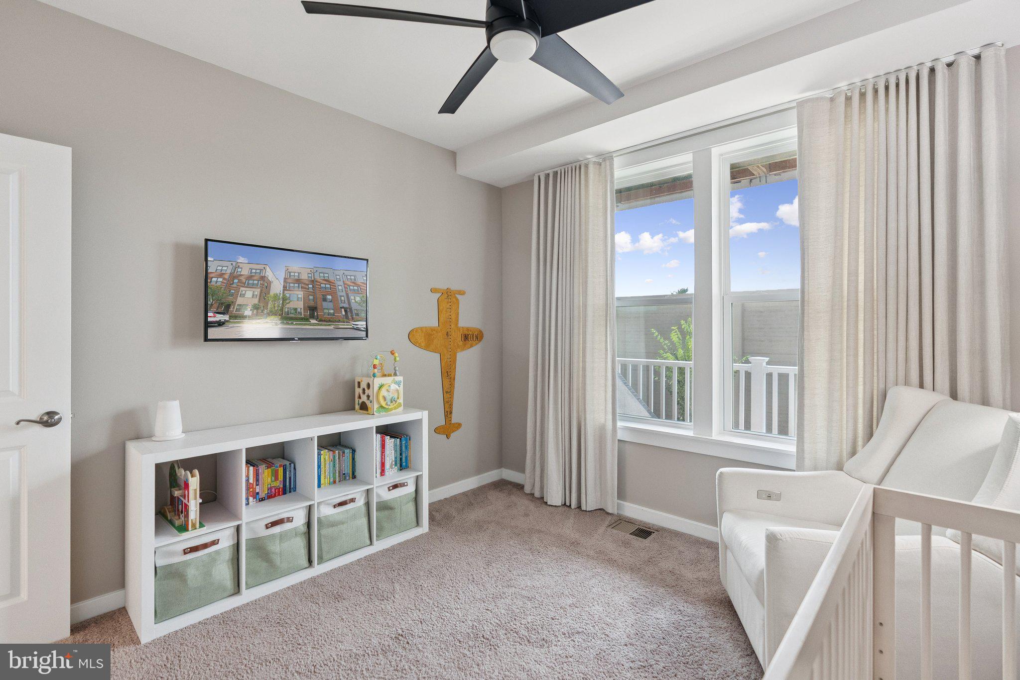 WESTSIDE AT SHADY GROVE METRO - Residential