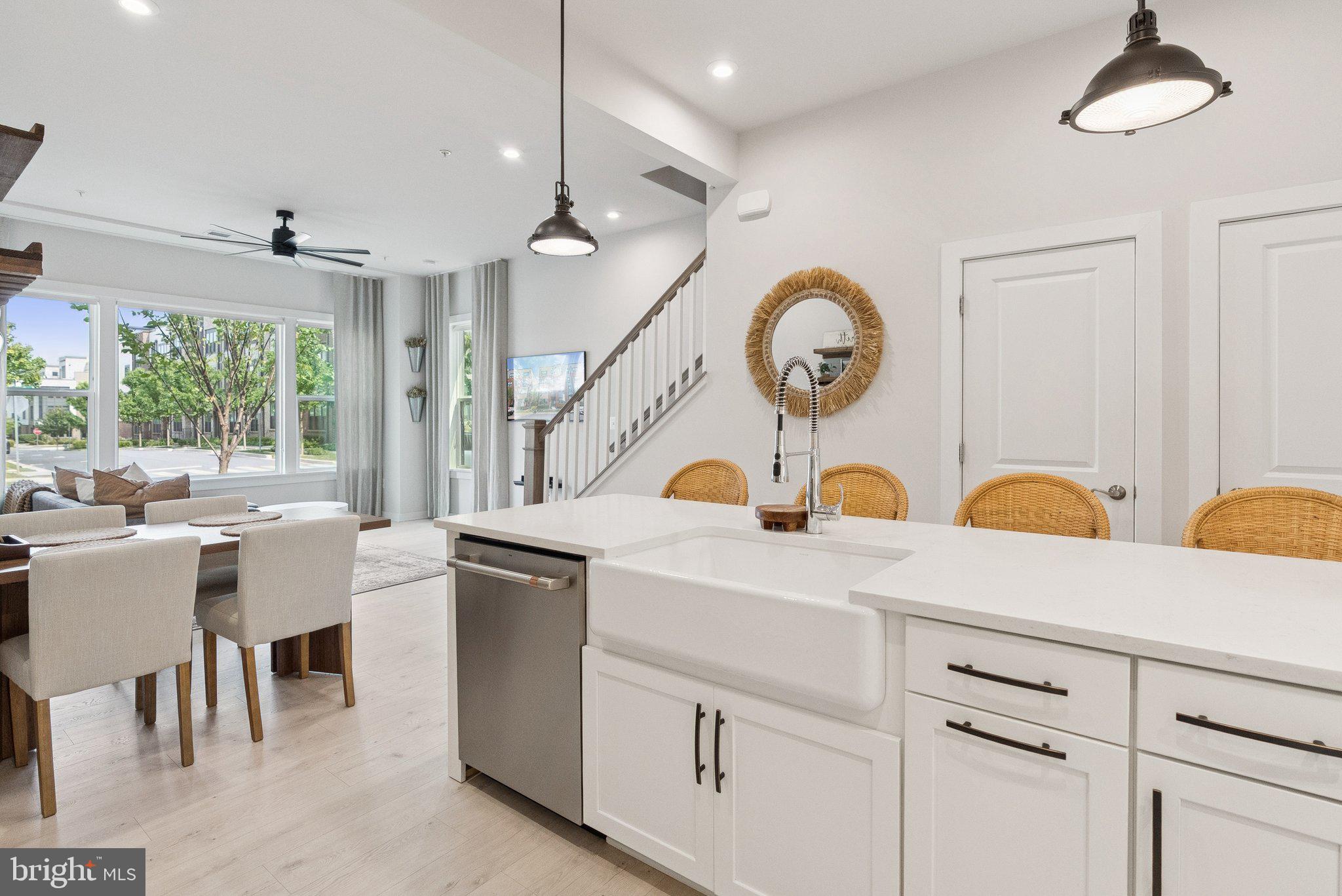 WESTSIDE AT SHADY GROVE METRO - Residential