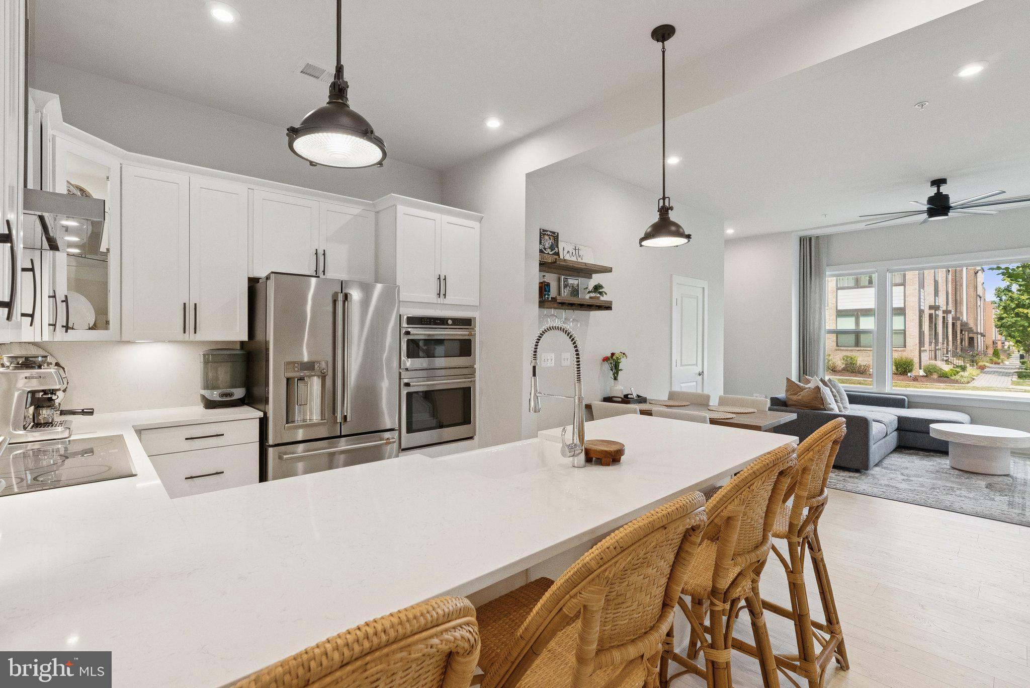 WESTSIDE AT SHADY GROVE METRO - Residential