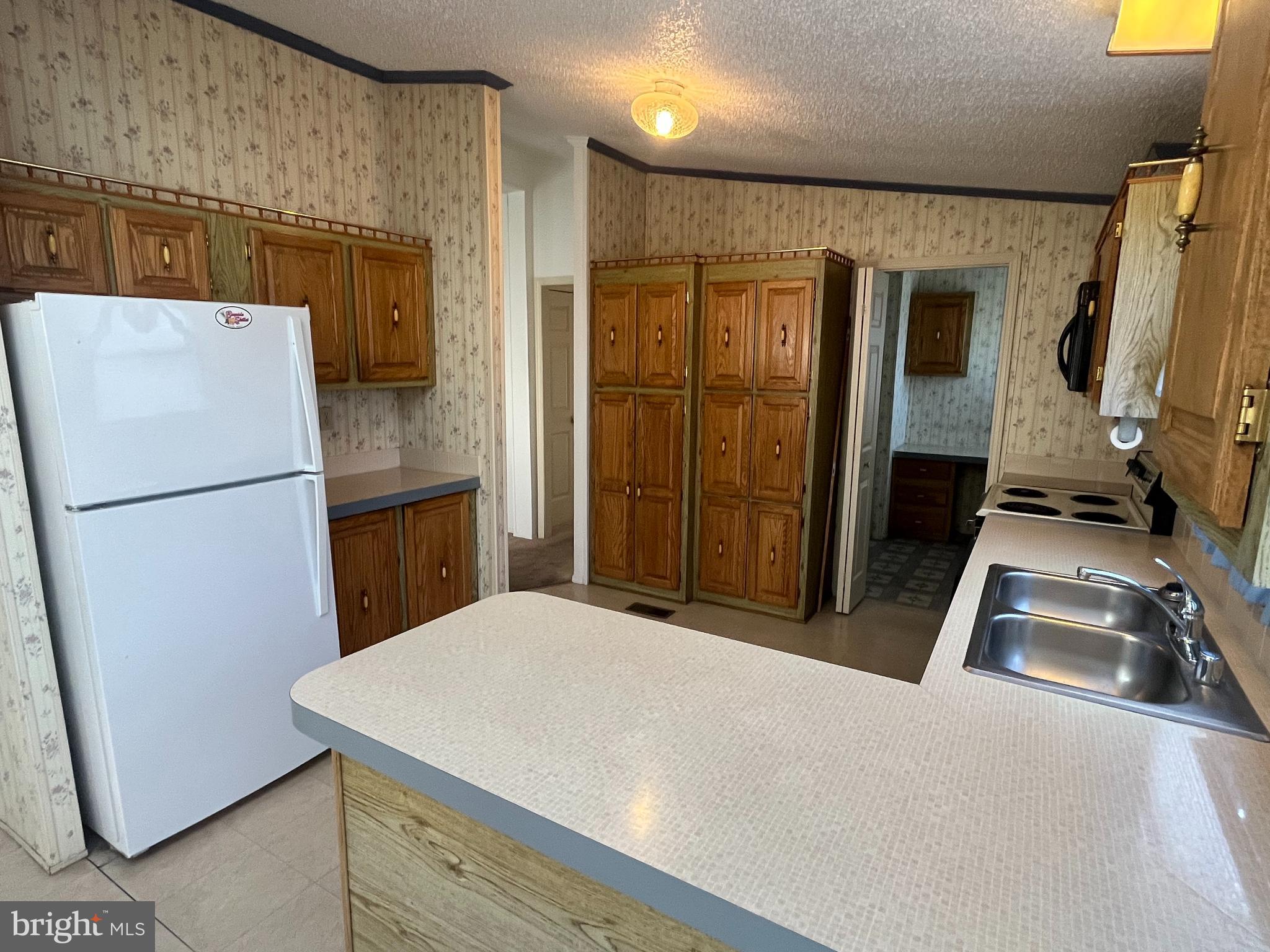 BRIARWOOD ESTATES - Residential