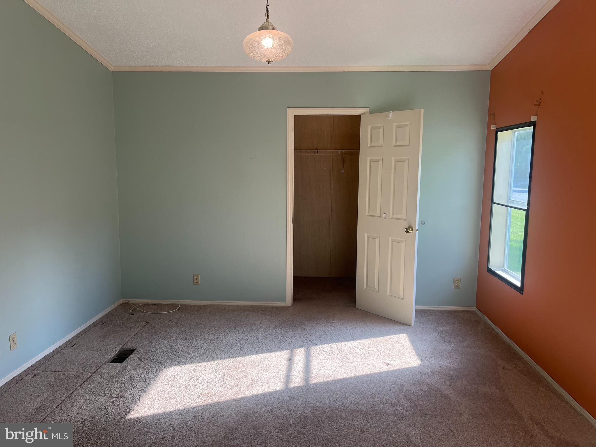 BRIARWOOD ESTATES - Residential