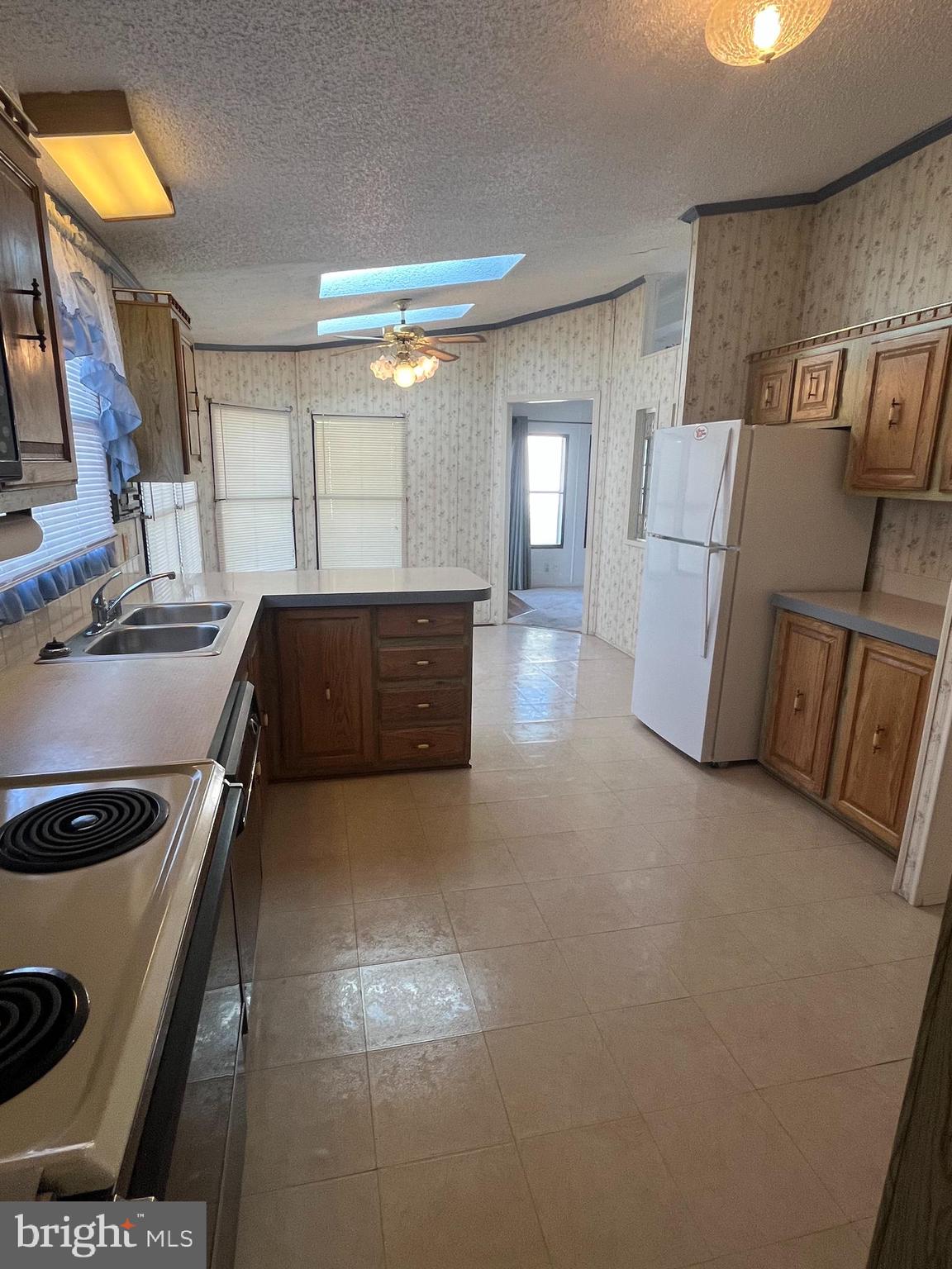 BRIARWOOD ESTATES - Residential