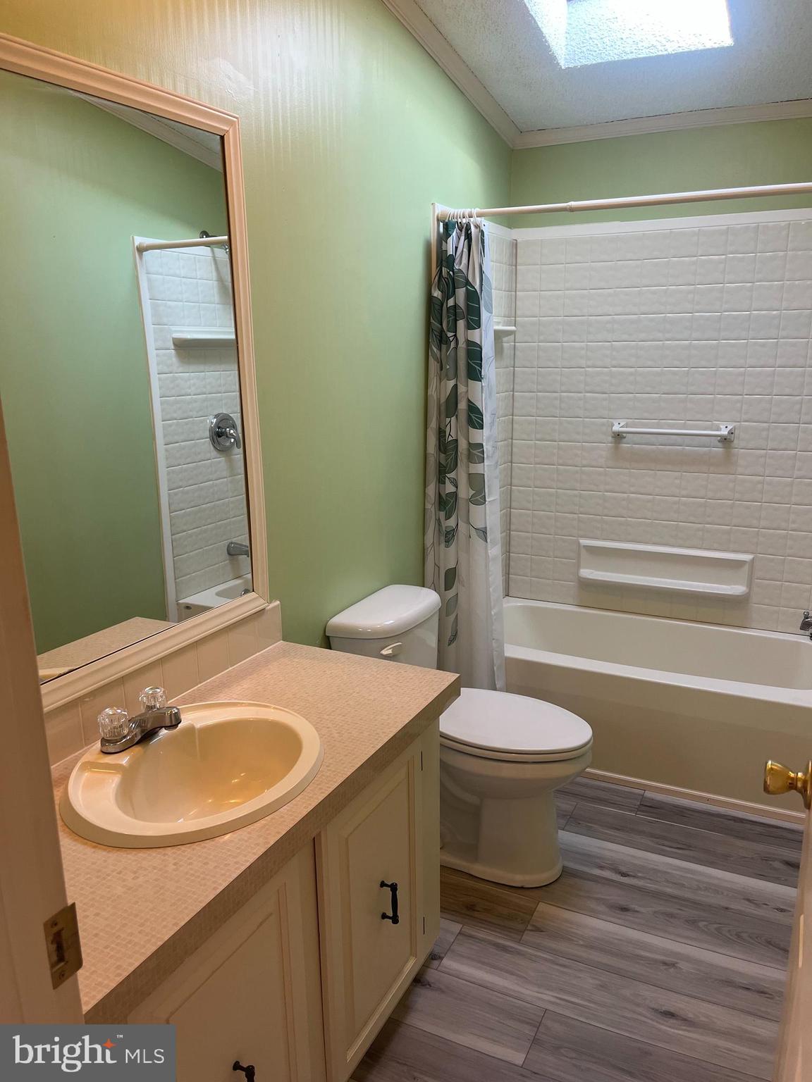 BRIARWOOD ESTATES - Residential