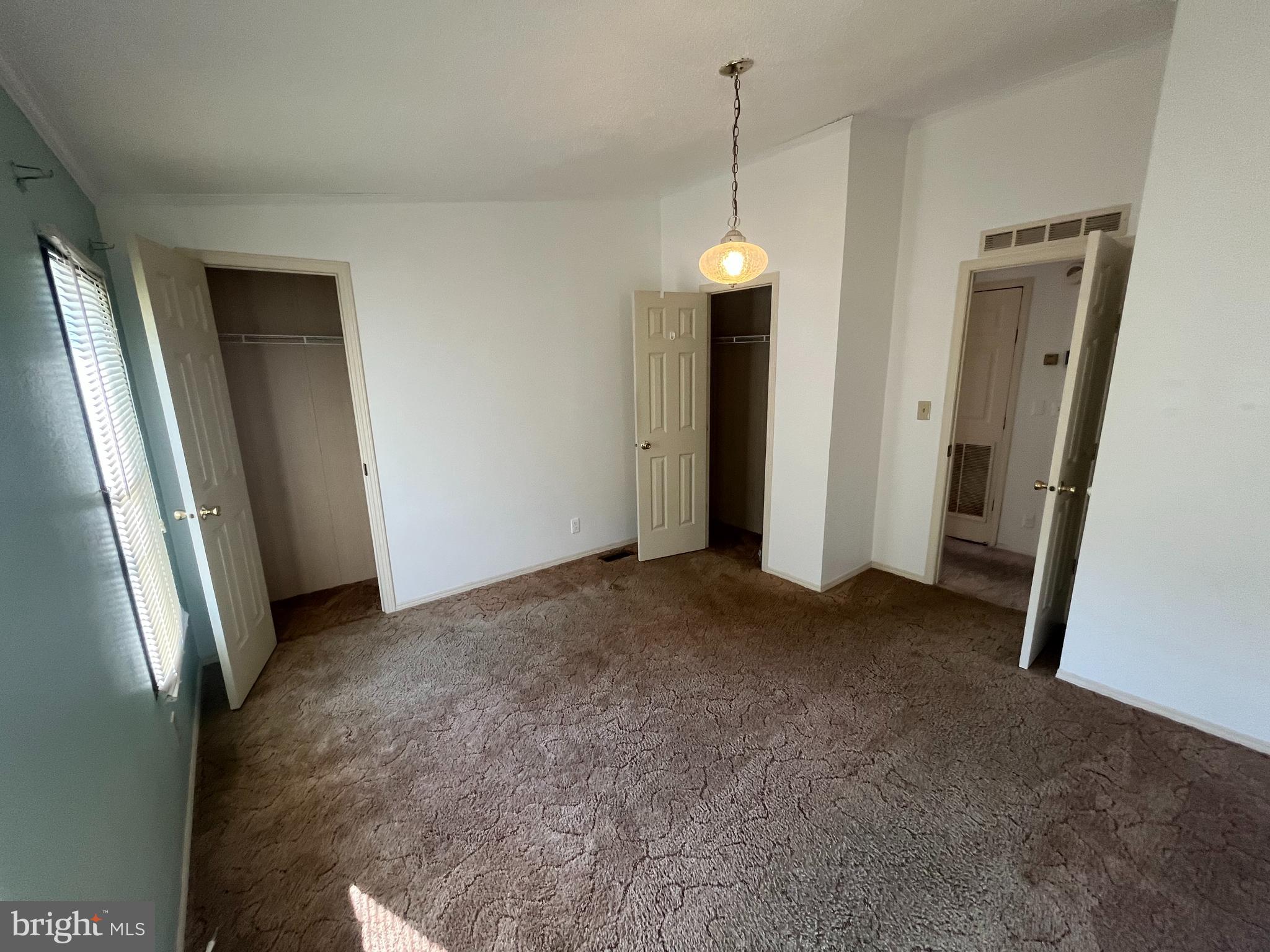 BRIARWOOD ESTATES - Residential