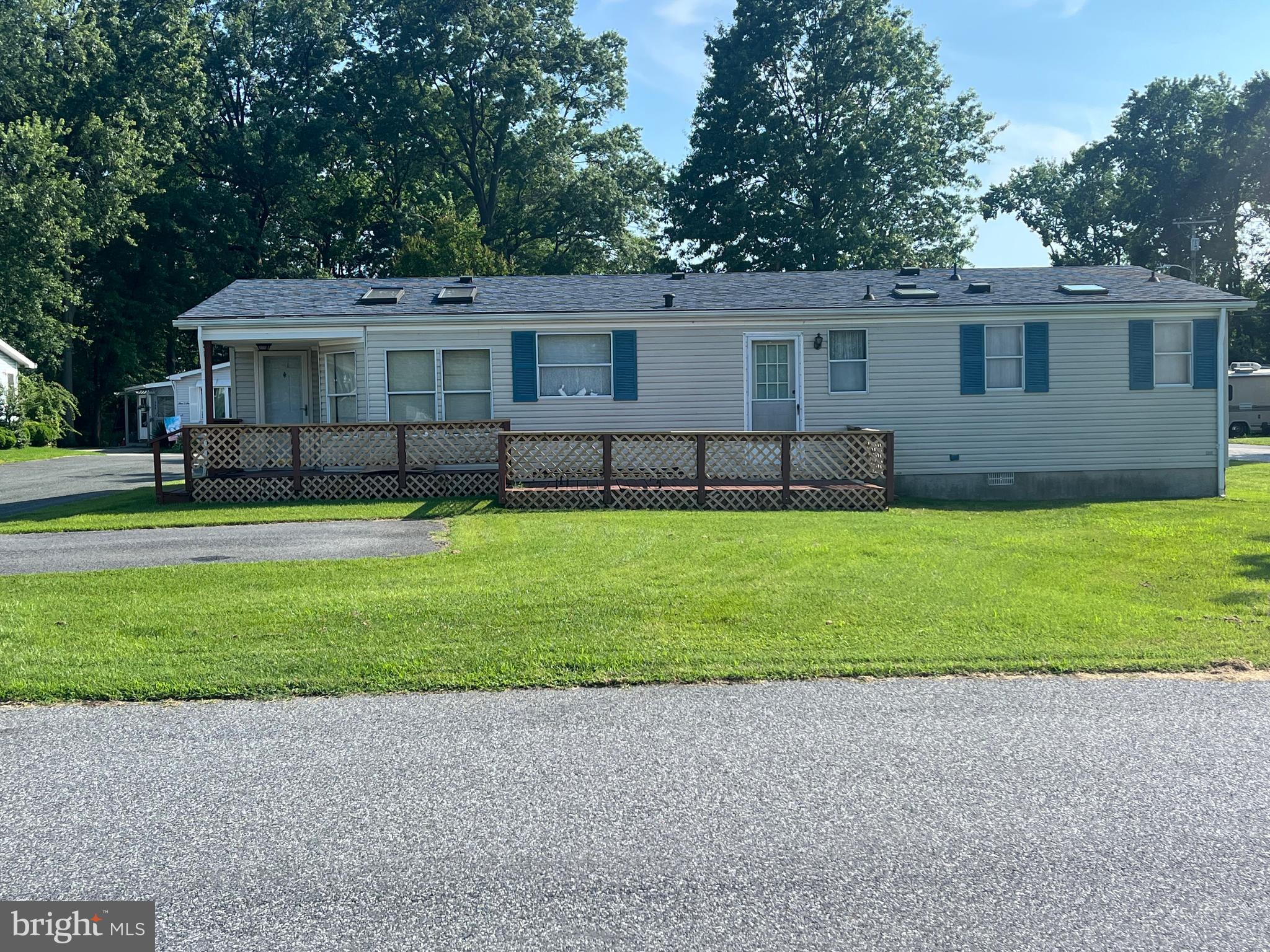 BRIARWOOD ESTATES - Residential