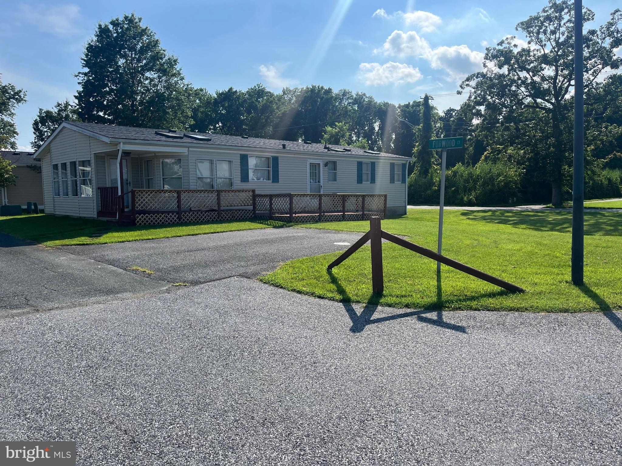 BRIARWOOD ESTATES - Residential