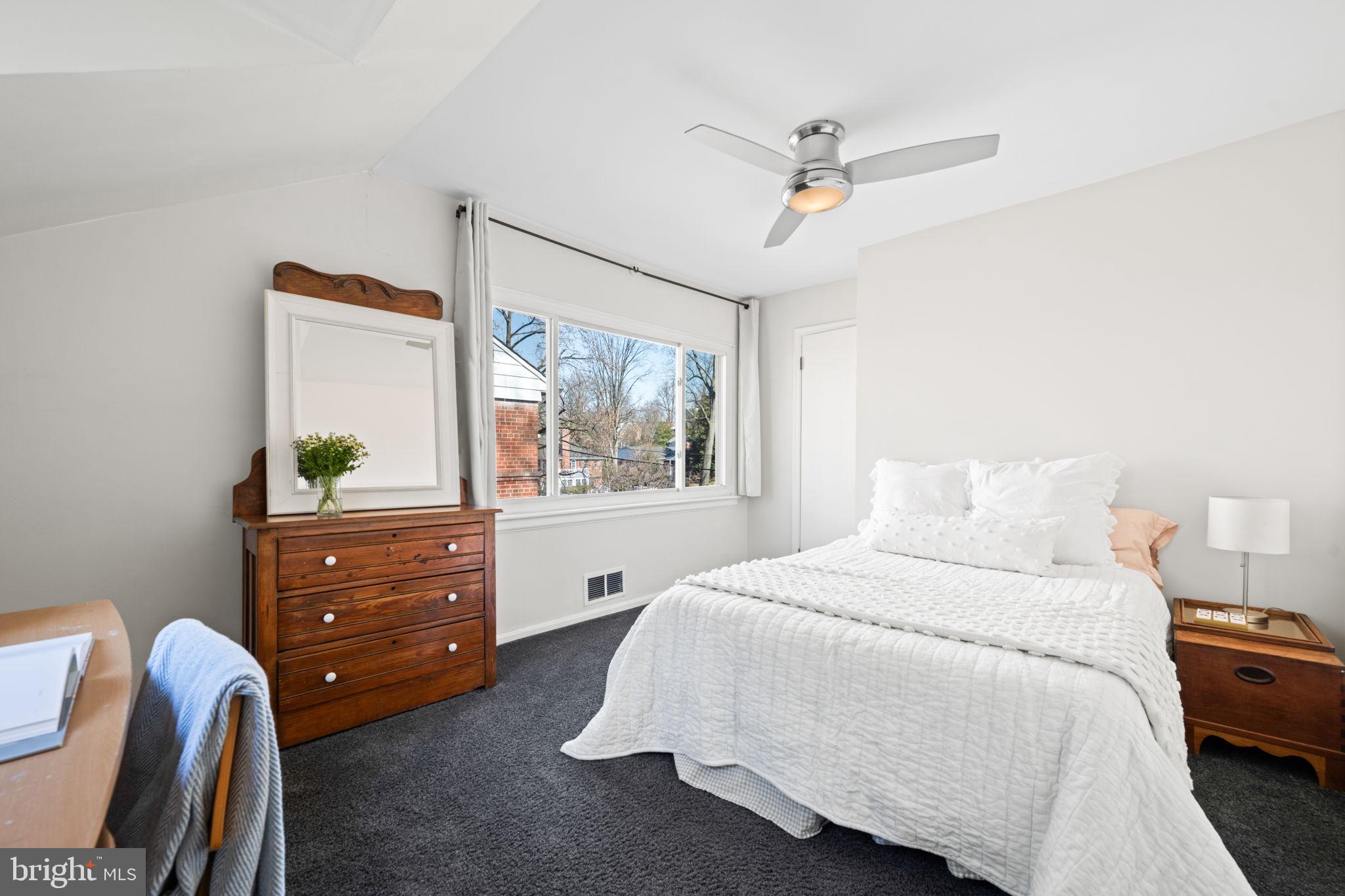 MONTICELLO PARK - Residential