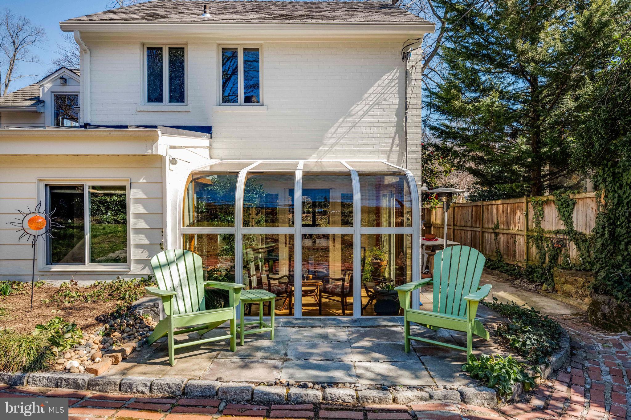 MONTICELLO PARK - Residential