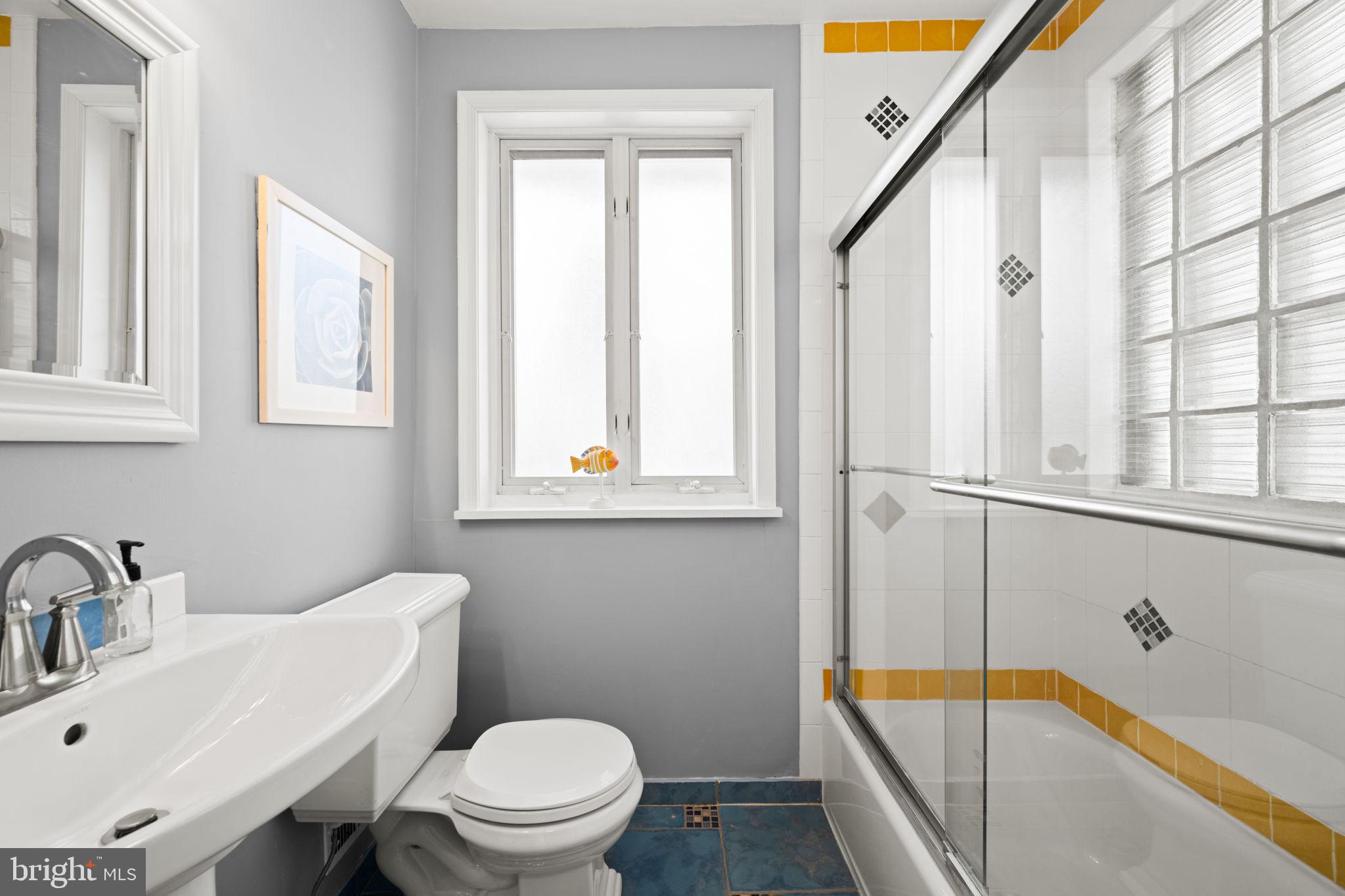 MONTICELLO PARK - Residential