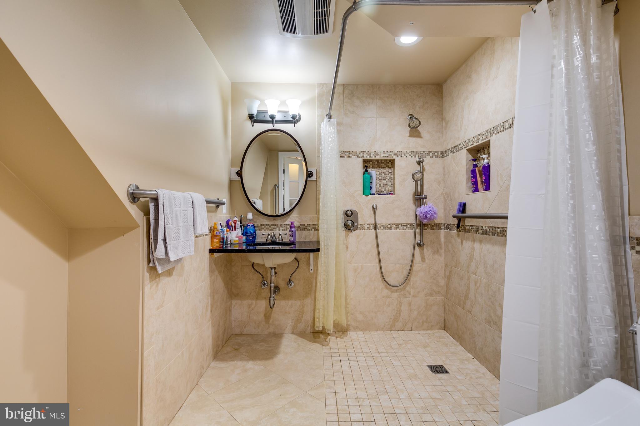 EDGEHILL - Residential