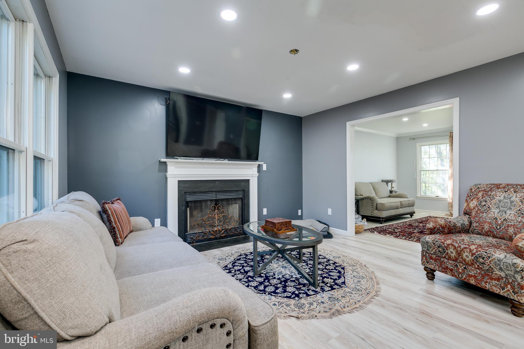 7286 RIDGEDALE DRIVE