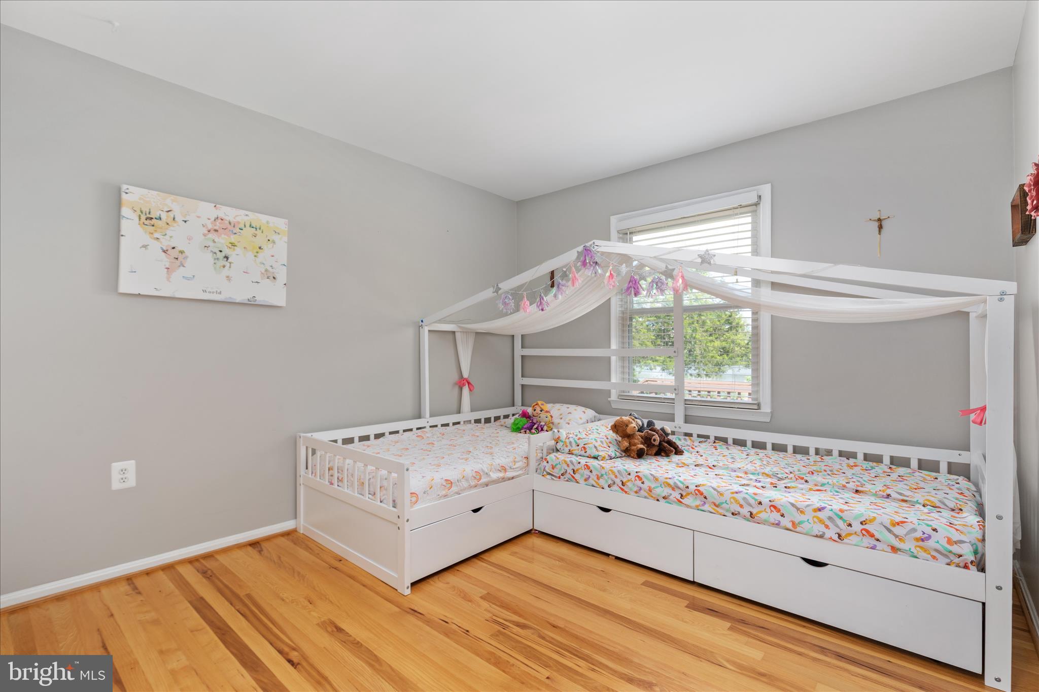 LAKEVIEW ESTATES - Residential