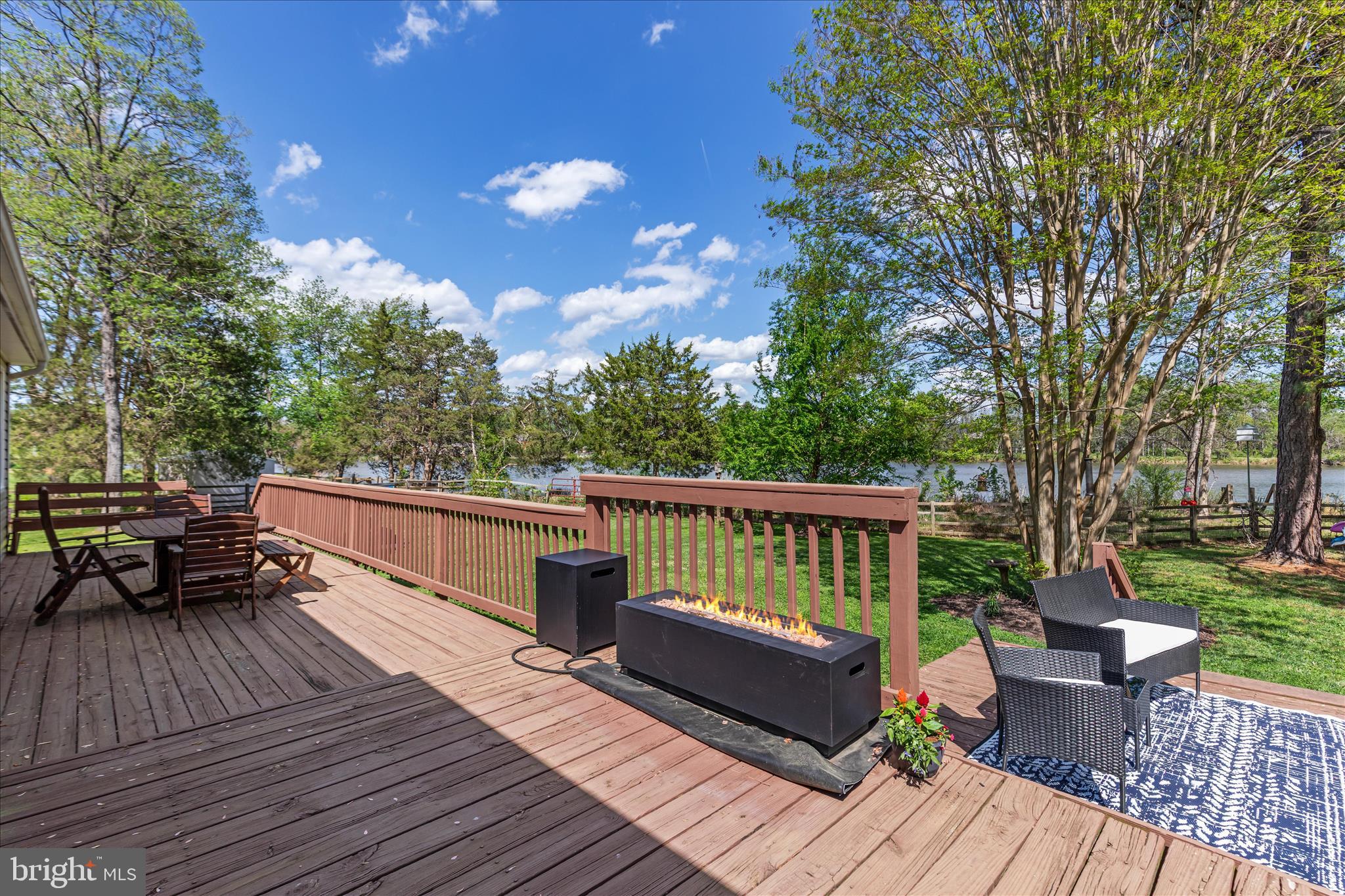 LAKEVIEW ESTATES - Residential